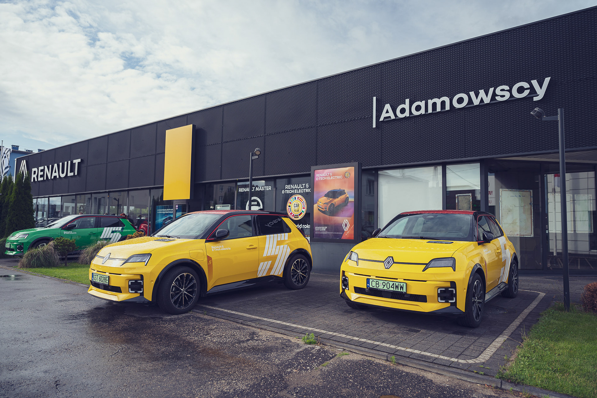 Premiera Renault 5 w salonach Grupy Adamowscy