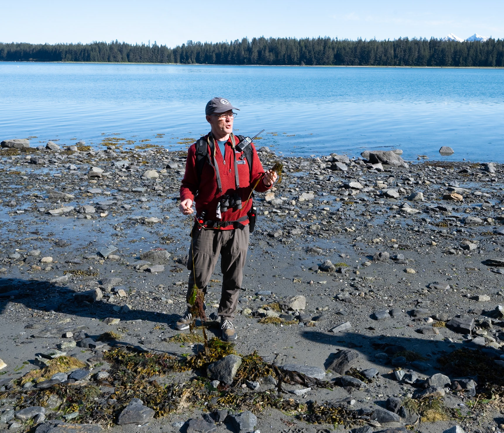 Scott lecturing on seaweed