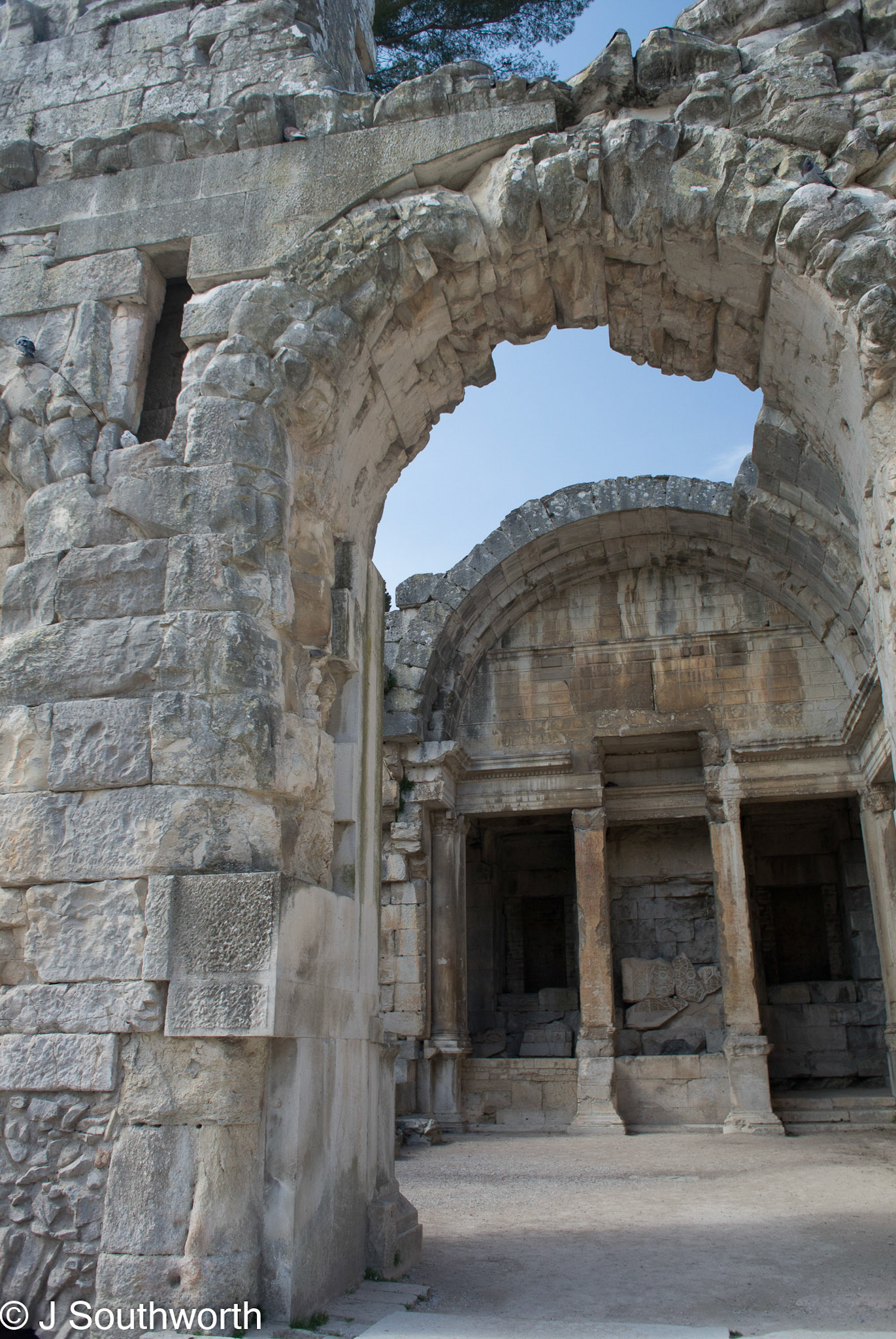 Nimes