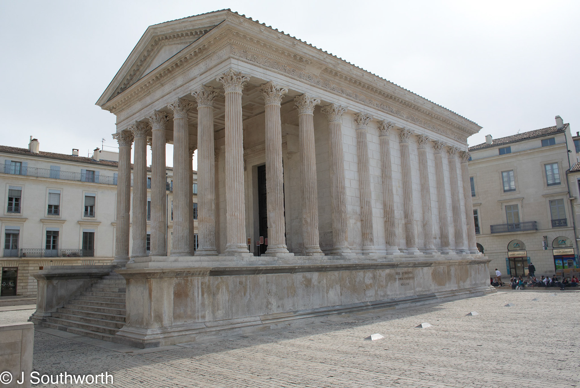 Nimes