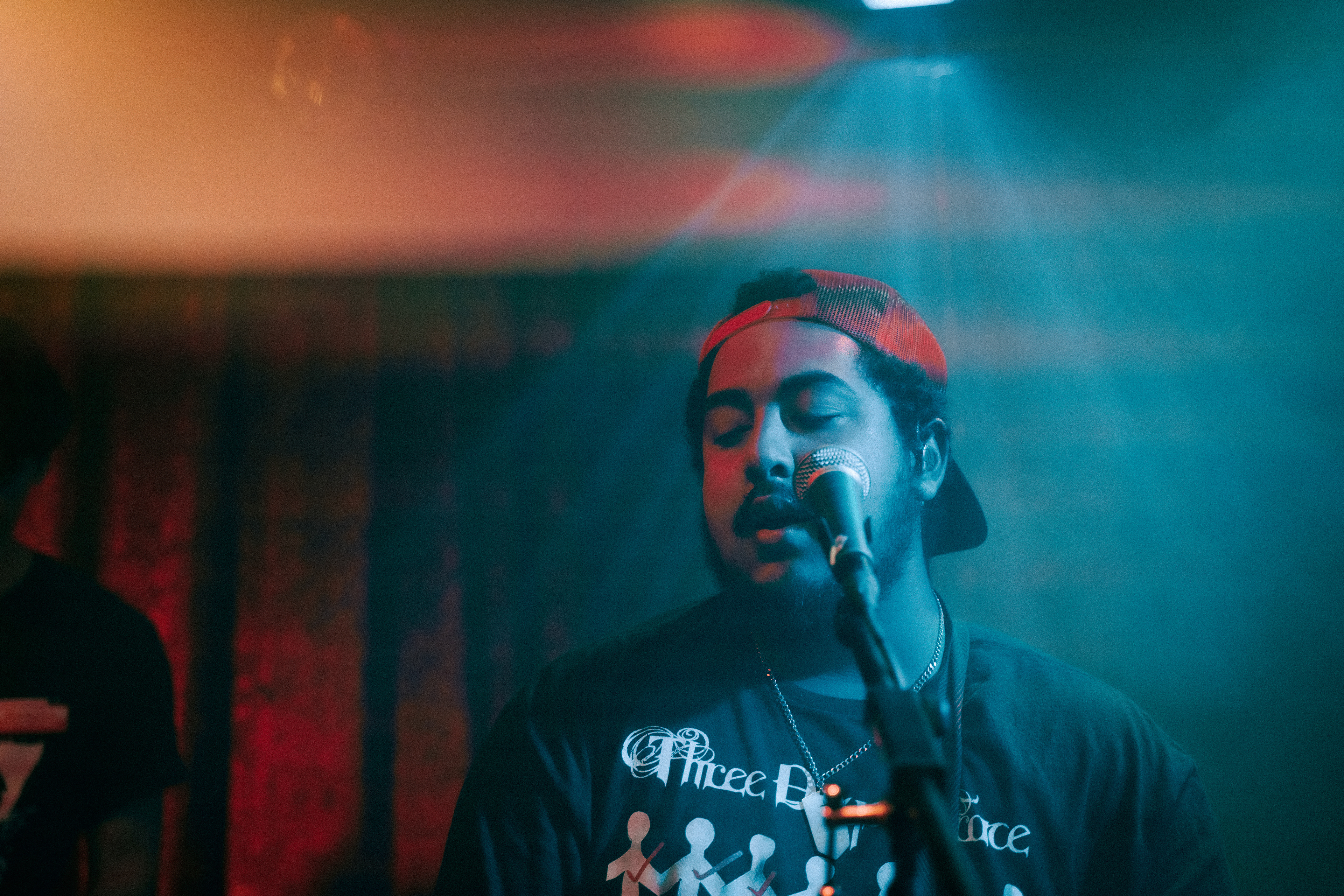 Joshua Gomez Live