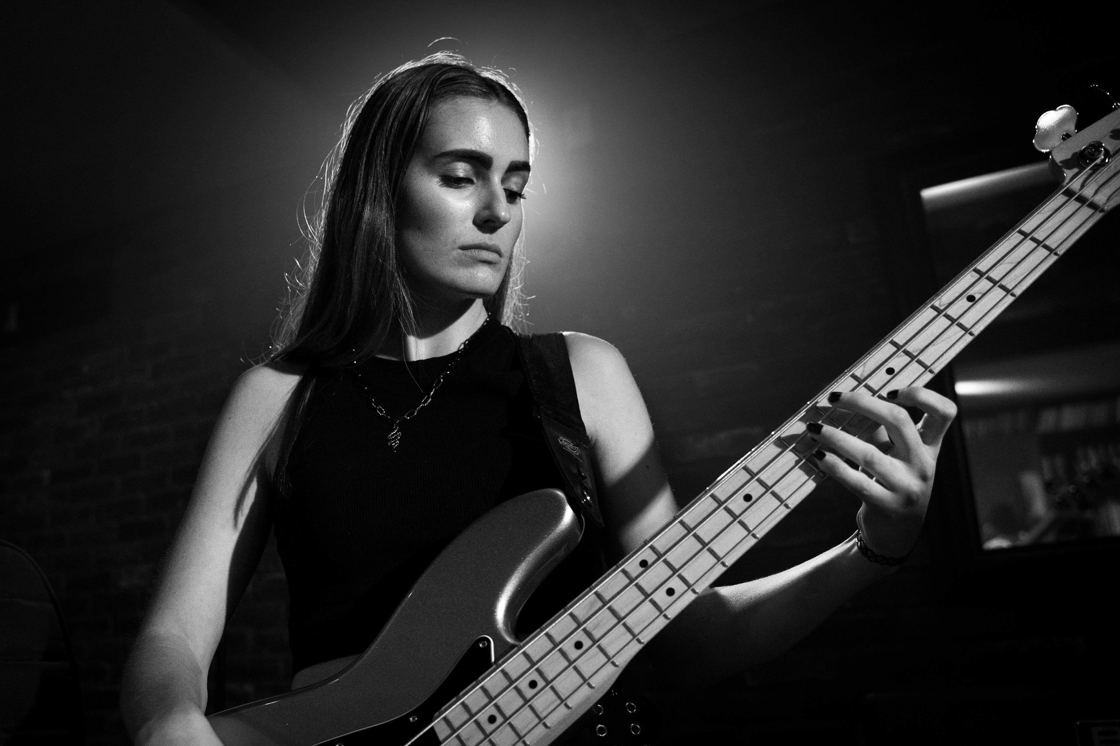 Torri McMullin live in Hollywood, CA