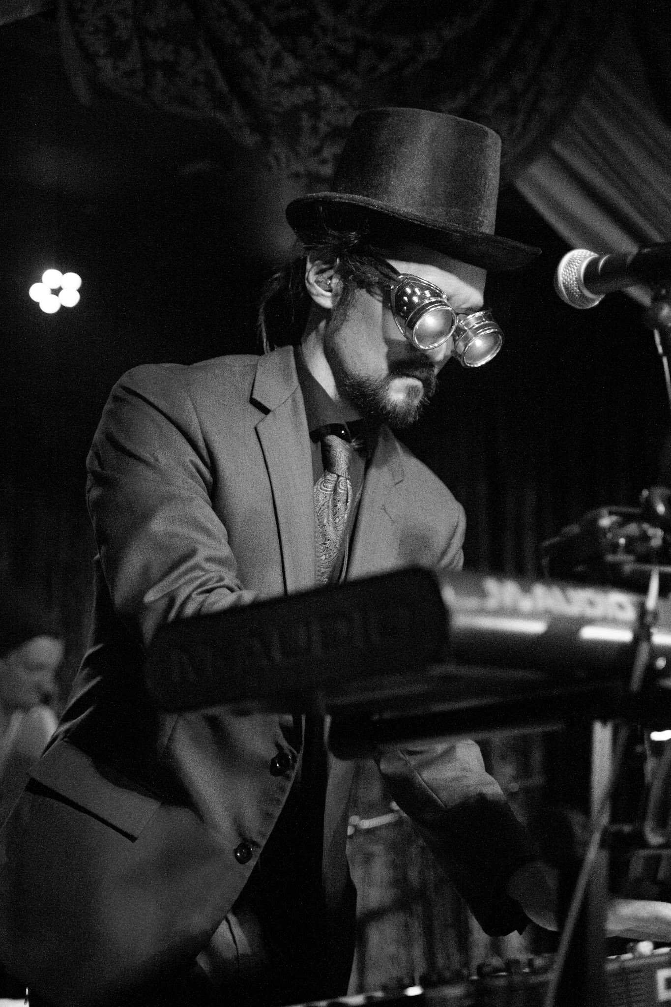 Keyboardist for Jasper Henry, live at The Virgil