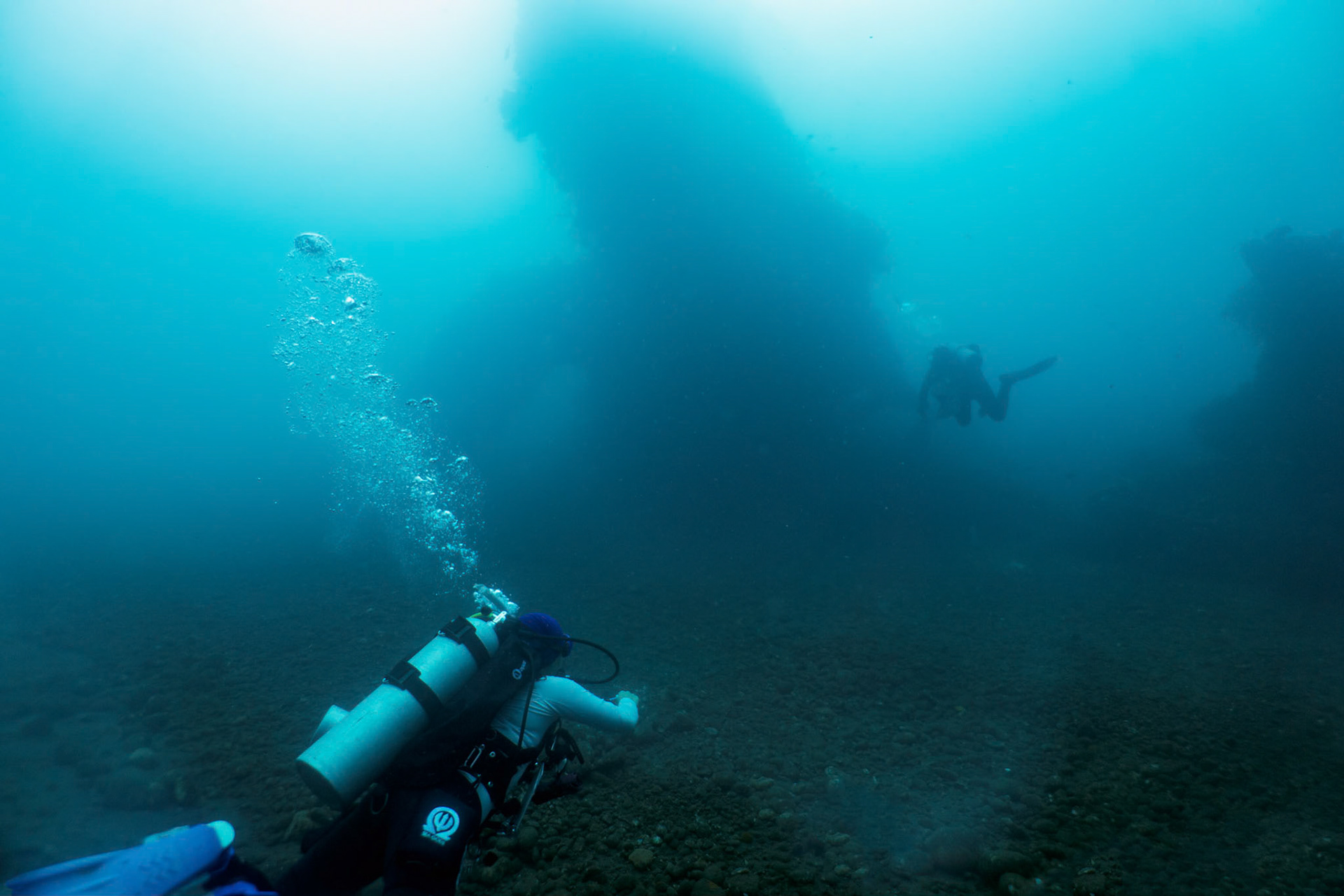 Finished self reliance Padi course with Crystal Divers - today we dived in Tulamben, on the famous Liberty Wreck.