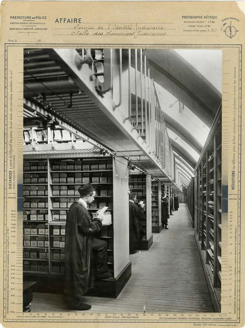 Judiciary identity office: the judiciary ledgers office. – 1 photogr. pos.: B&W; 29 x 22 cm