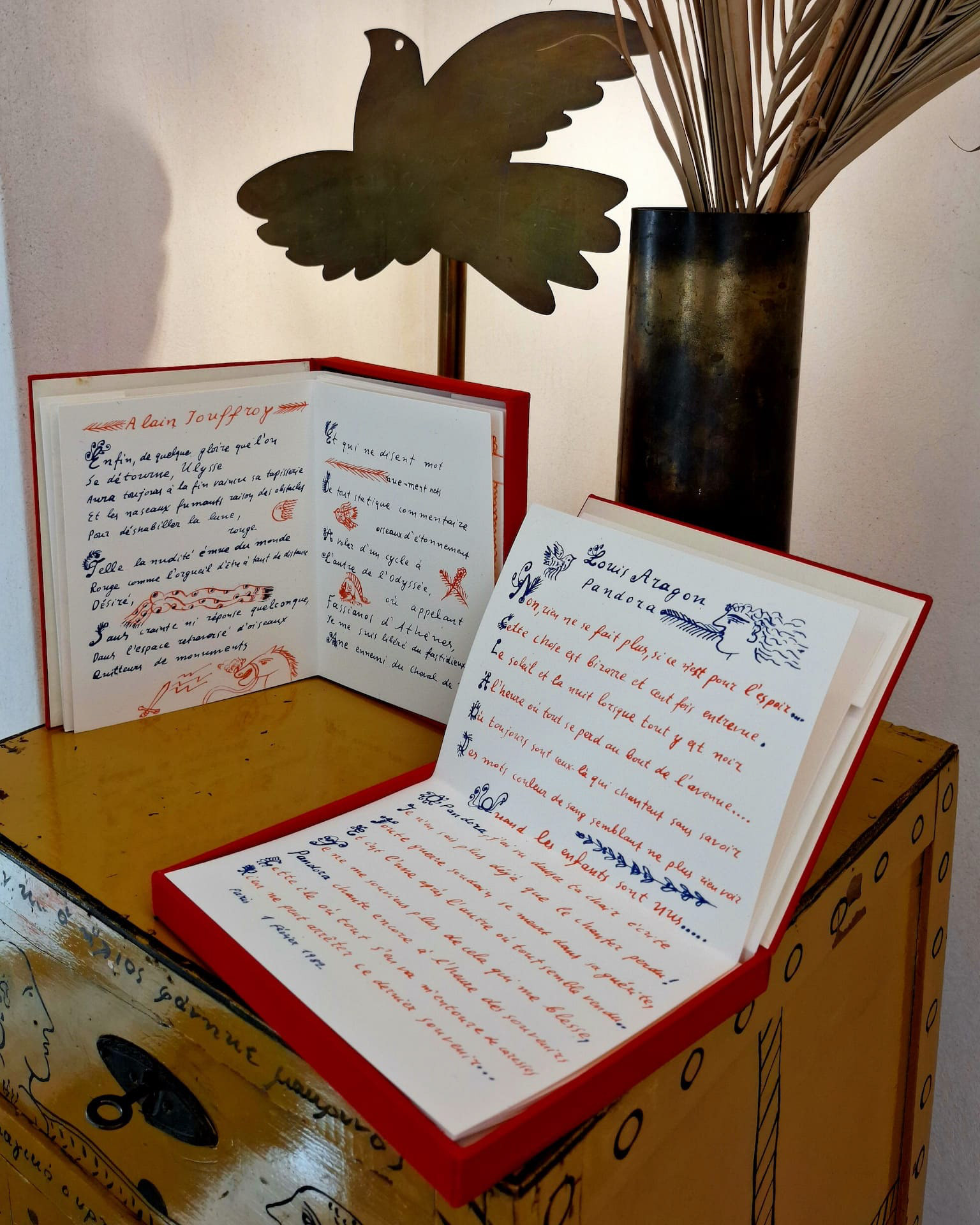 La boîte de Pandore. Poèmes de L. Aragon, H. Fouladvind, A. Jouffroy, lithographies de Fassianos, Paris, A. Biren, Courtesy Alekos Fassianos Museum & Estate