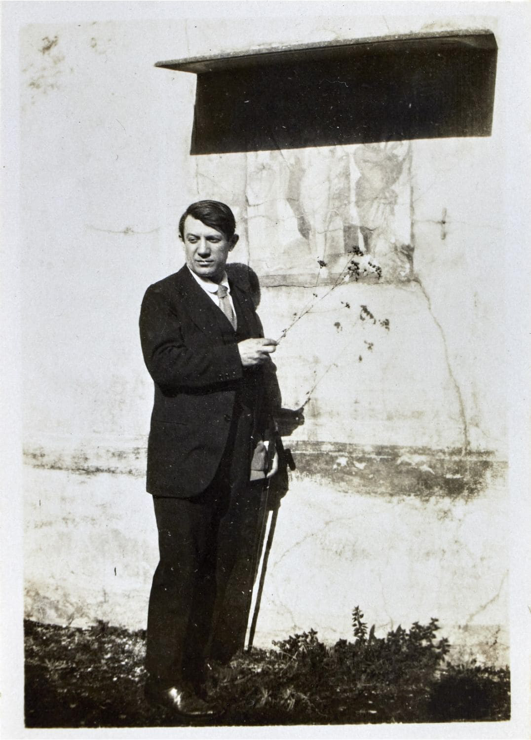 Jean COCTEAU Photographie originale inédite de Pablo Picasso à la Casa di Marco Lucrezio, Pompéi printemps 1917