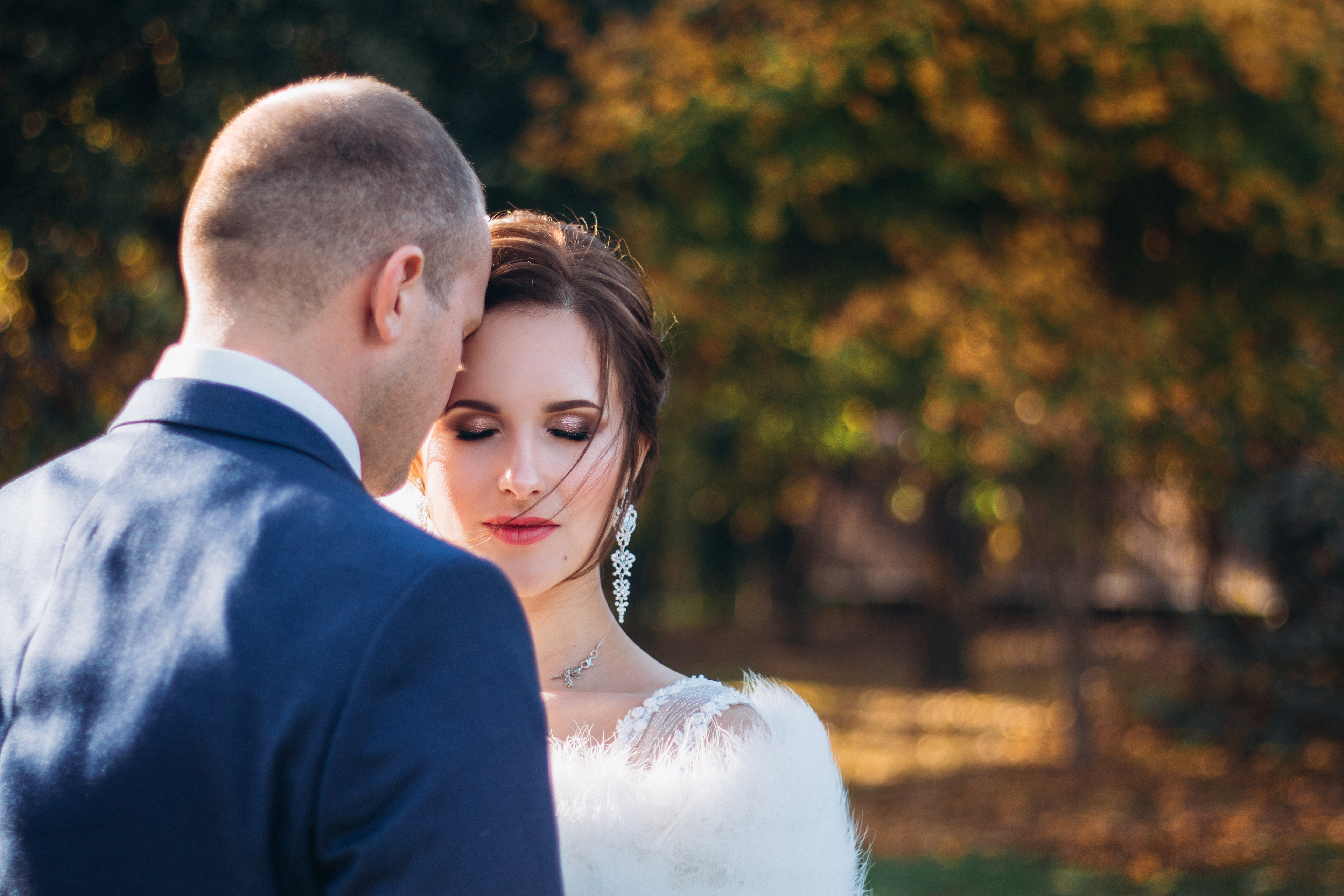 Hochzeitsfotografie Sachsen: Emotionale Brautpaarfotos für Ihren schönsten Tag. Anastasia & Andrej.