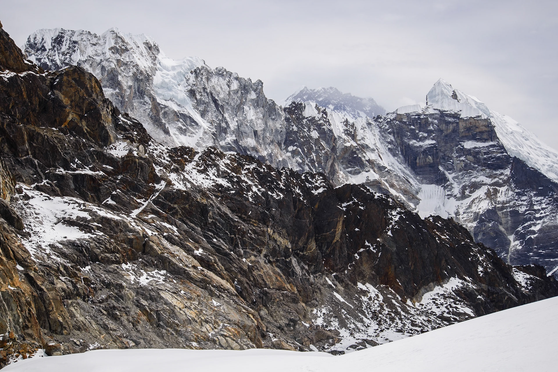 Top of Cho La Pass, 16,800 ft elev