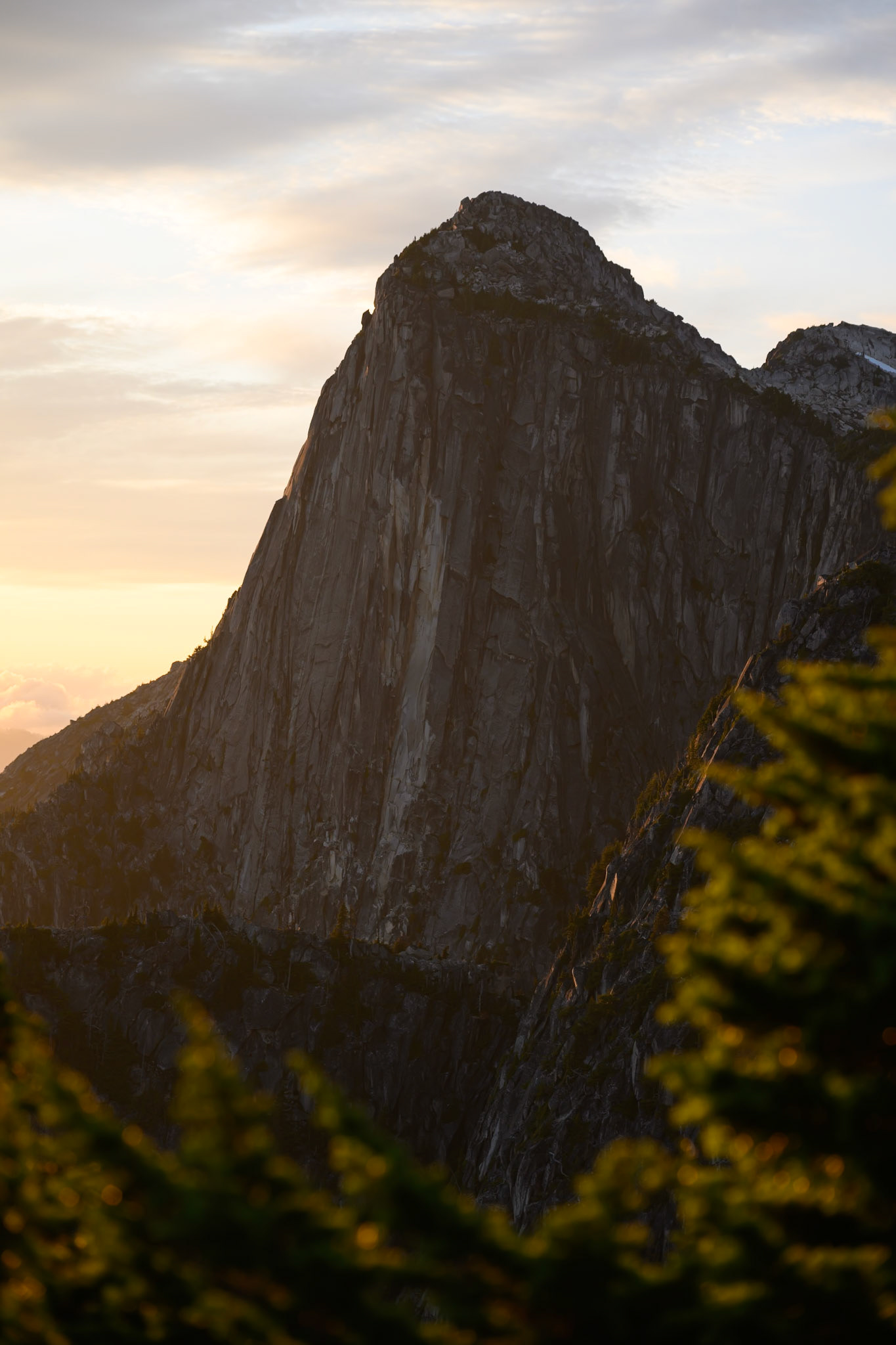 South Inspiration Peak with the Chinese Puzzle Wall