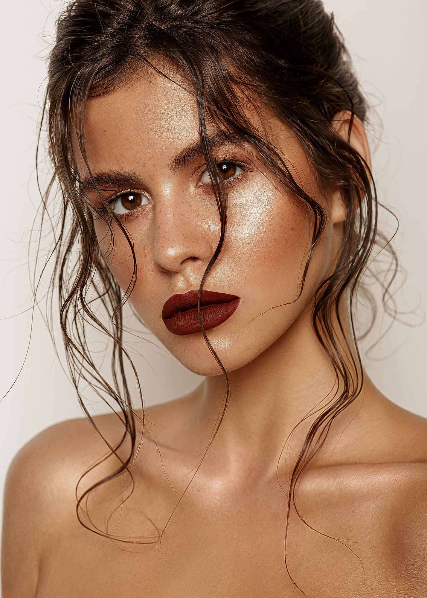 Photo by: Arcady Manah| Model: Malena Parlicova | MUA: Irina Urumoglo | Concept: Kate Popescu