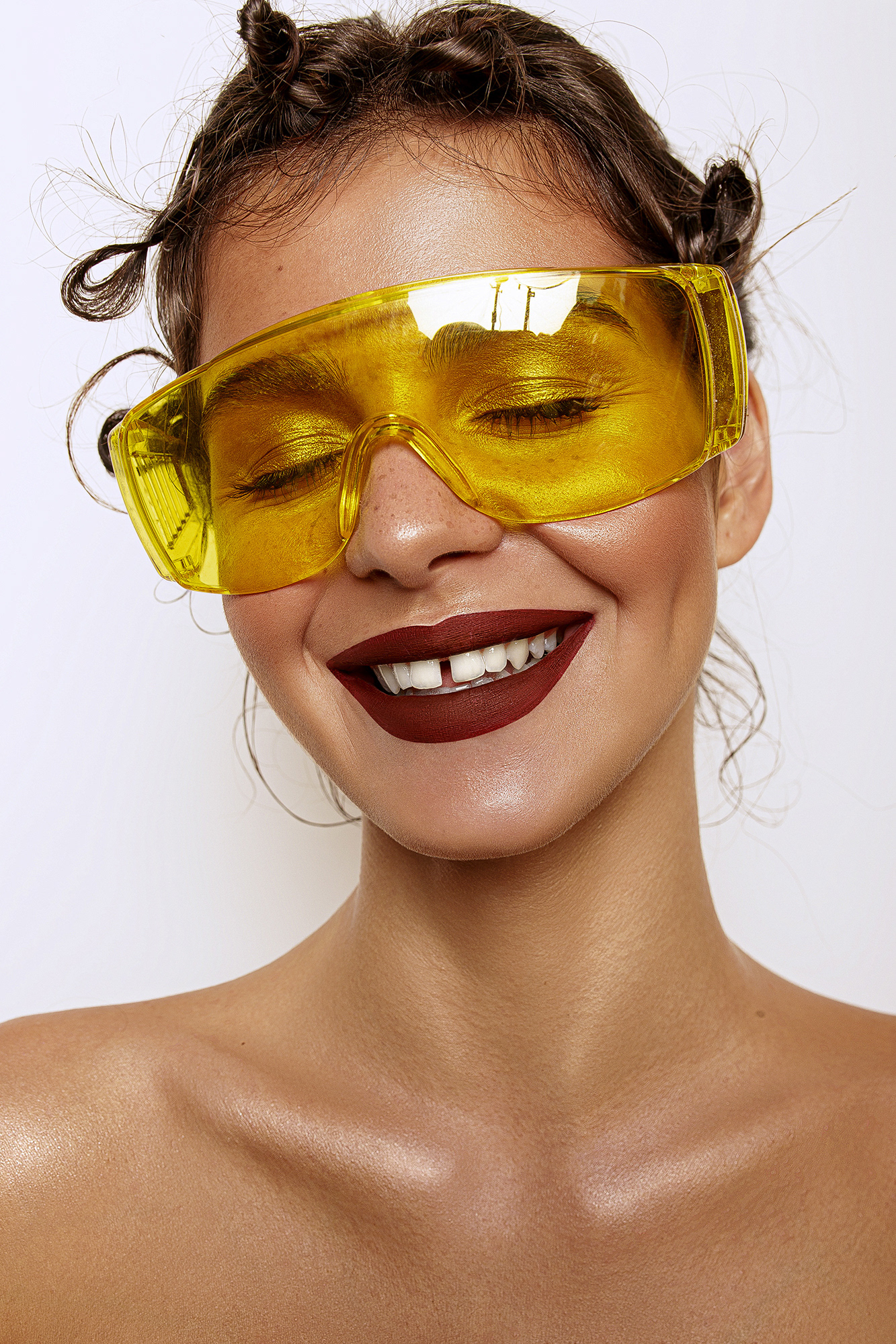 Photo by: Arcady Manah| Model: Malena Parlicova | MUA: Irina Urumoglo | Concept: Kate Popescu
