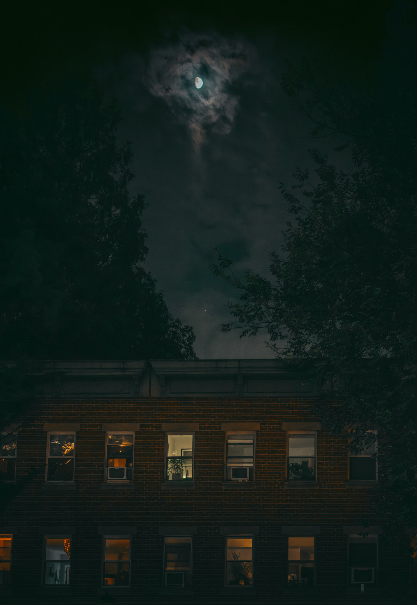 Moon Over Browstones