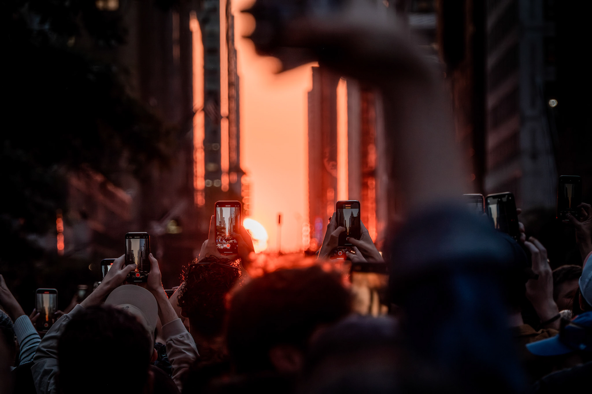 Manhattanhenge by Phone