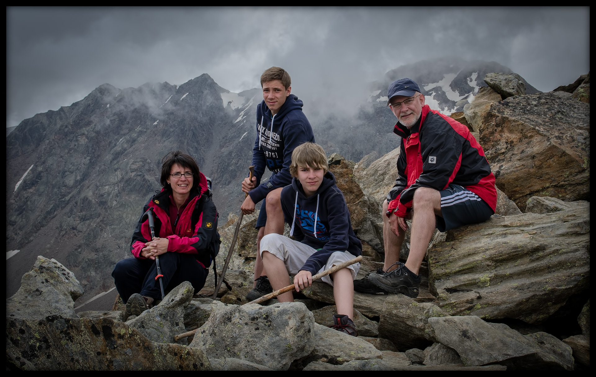 Südtirol - nahe der Fundstelle des Ötzi auf 3200 m. Gewitter im Anzug...
