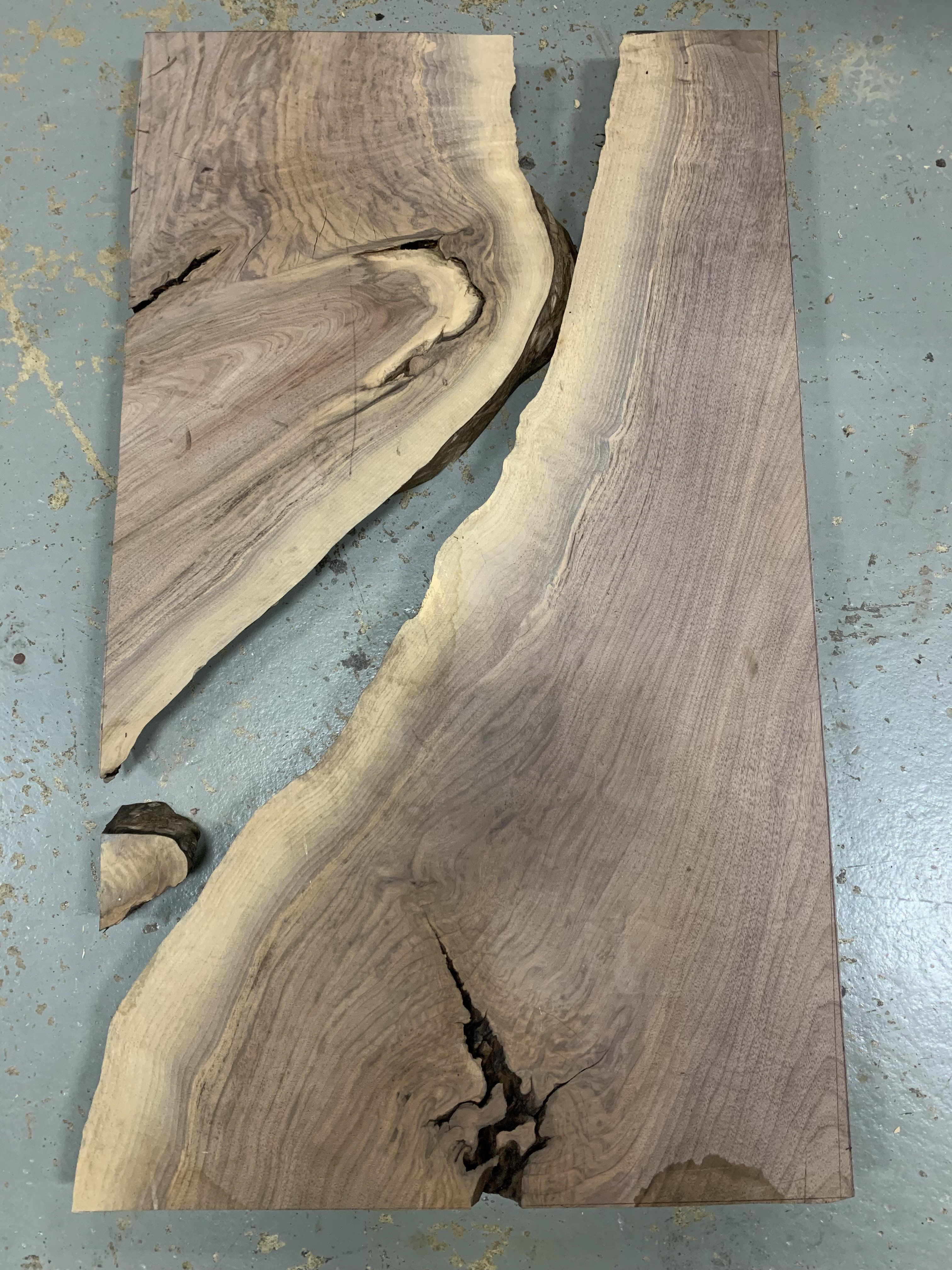 Black Walnut Slab and Purple Resin River Coffee Table with Black Metal Hairpin Legs, this is how the shape is made