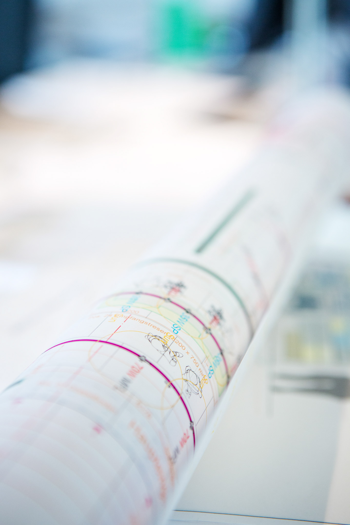 Ladenbau Feature, Vizona