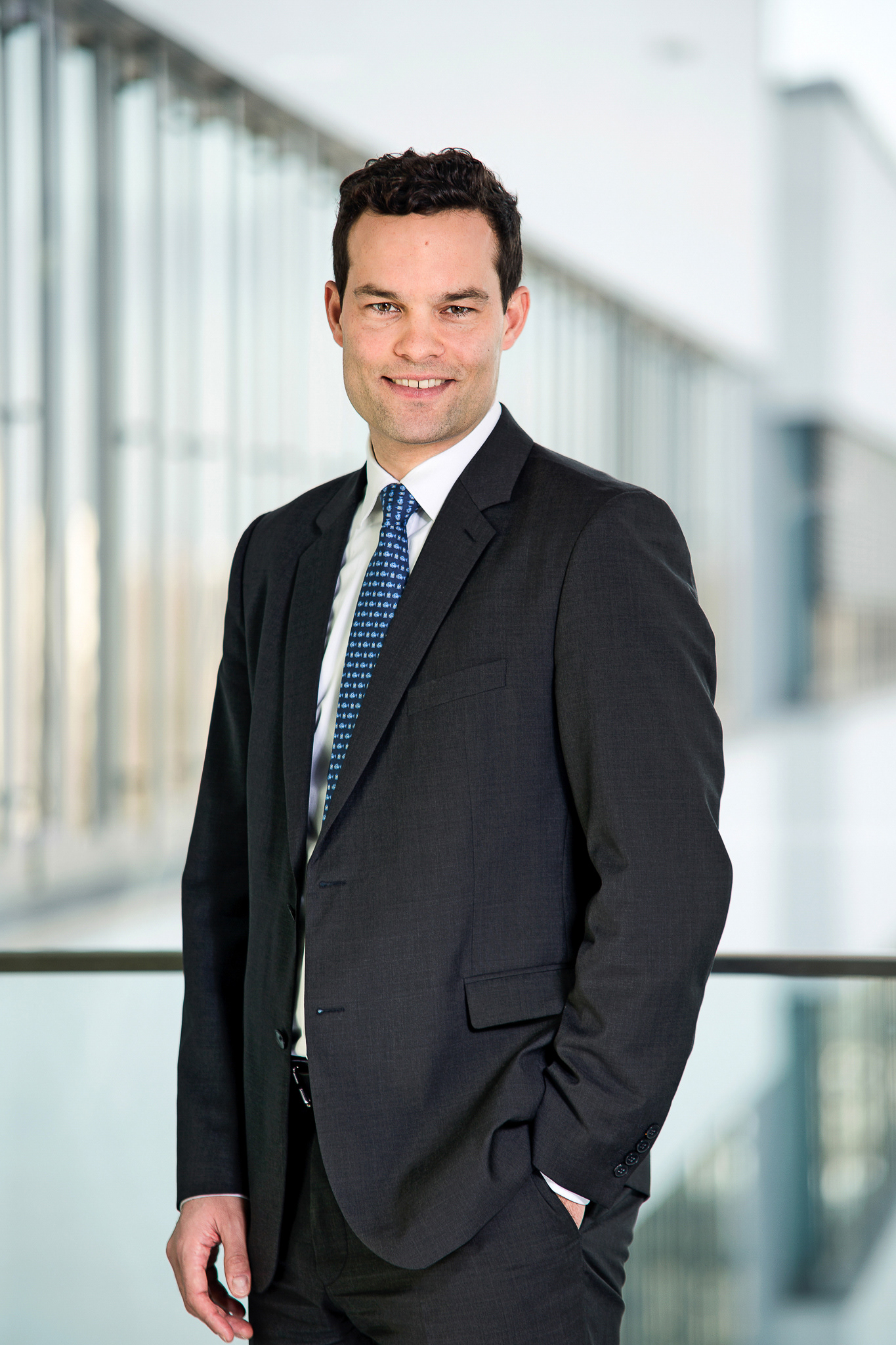 Herr Kretschmer, E-MAKS