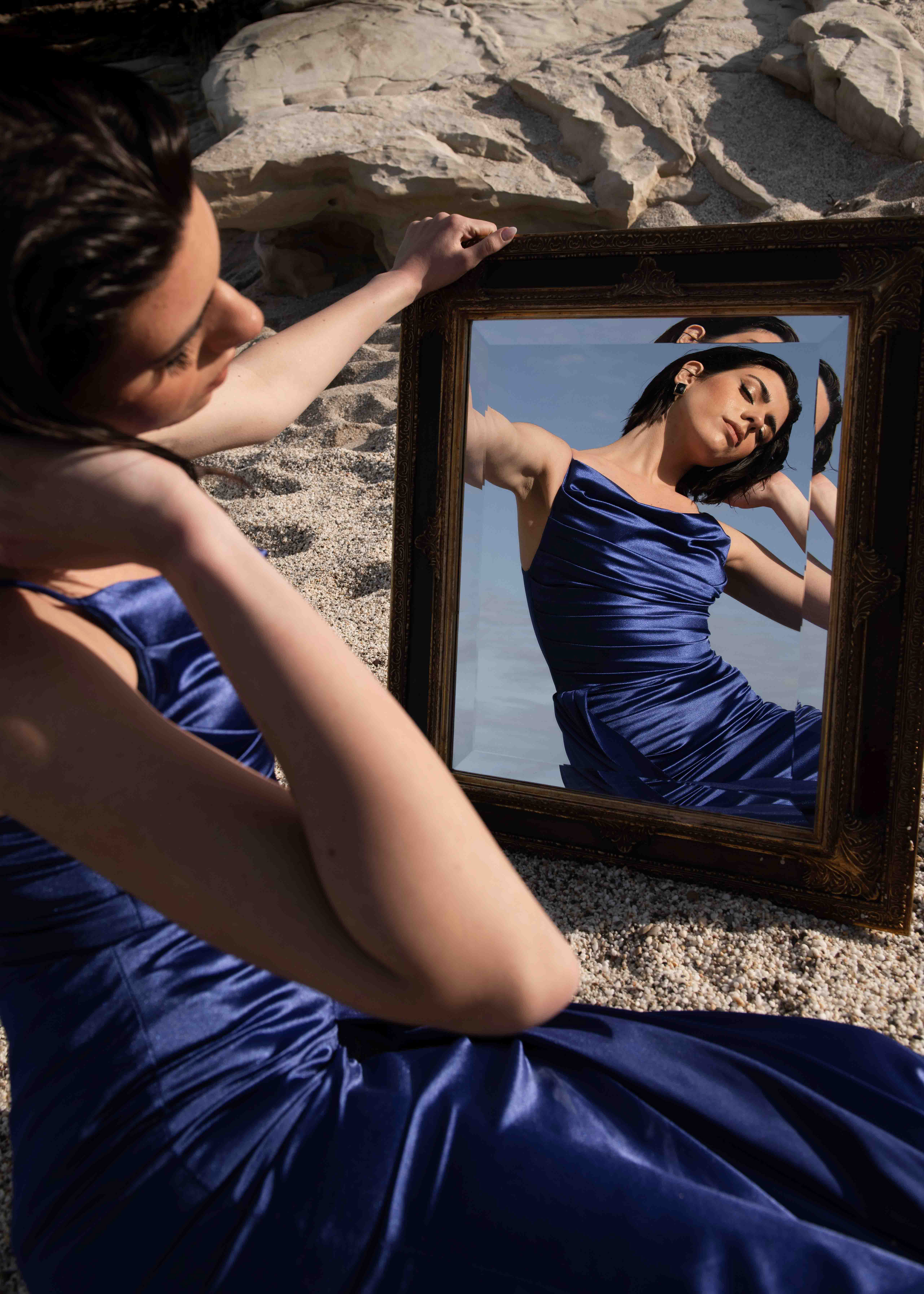 Campaign for Volioti, Photographer: Elisabeth Aronis, Make-up: @mairyland_makeup Model: @mariepapoutsaki