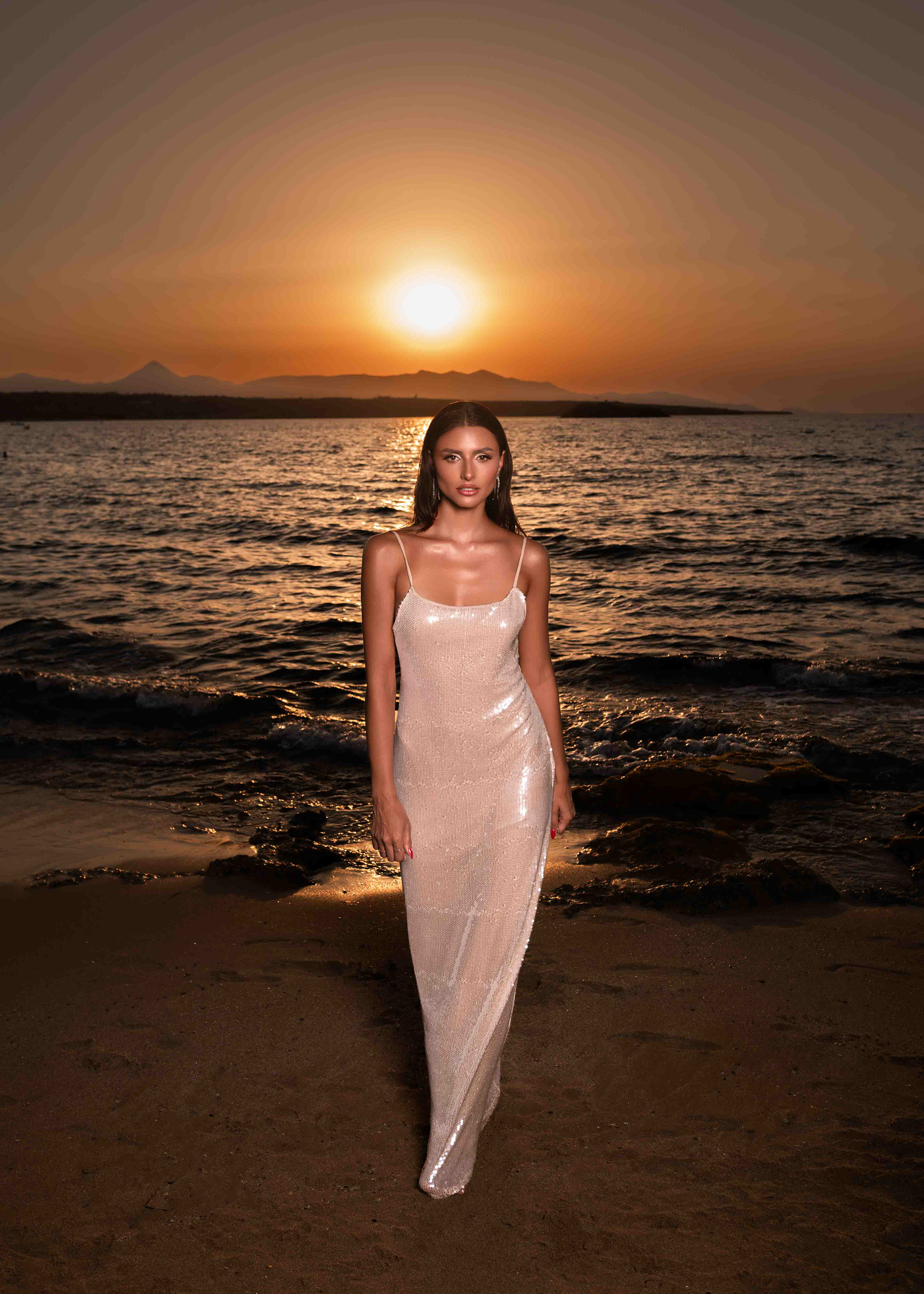 For GODOX, Art Director & Photographer: Elisabeth Aronis (@elisabeth_aronis , @by_aronis ) Videographer: Emmanuel Aronis (@aronisfilms ) Make-up Artist: Mairy Laoumtzi (@mairyland_makeup ) Model: Myrto Markaki ( @myrtomarkaki ) , Agency: FMN (@fmn.gr ) Skin Retouching: Ekaterina Shcherbak (@shcherbak.retouch ) Swimwear & Dress: Daily Iness ( @daily_iness by @inessa_azoidoy )