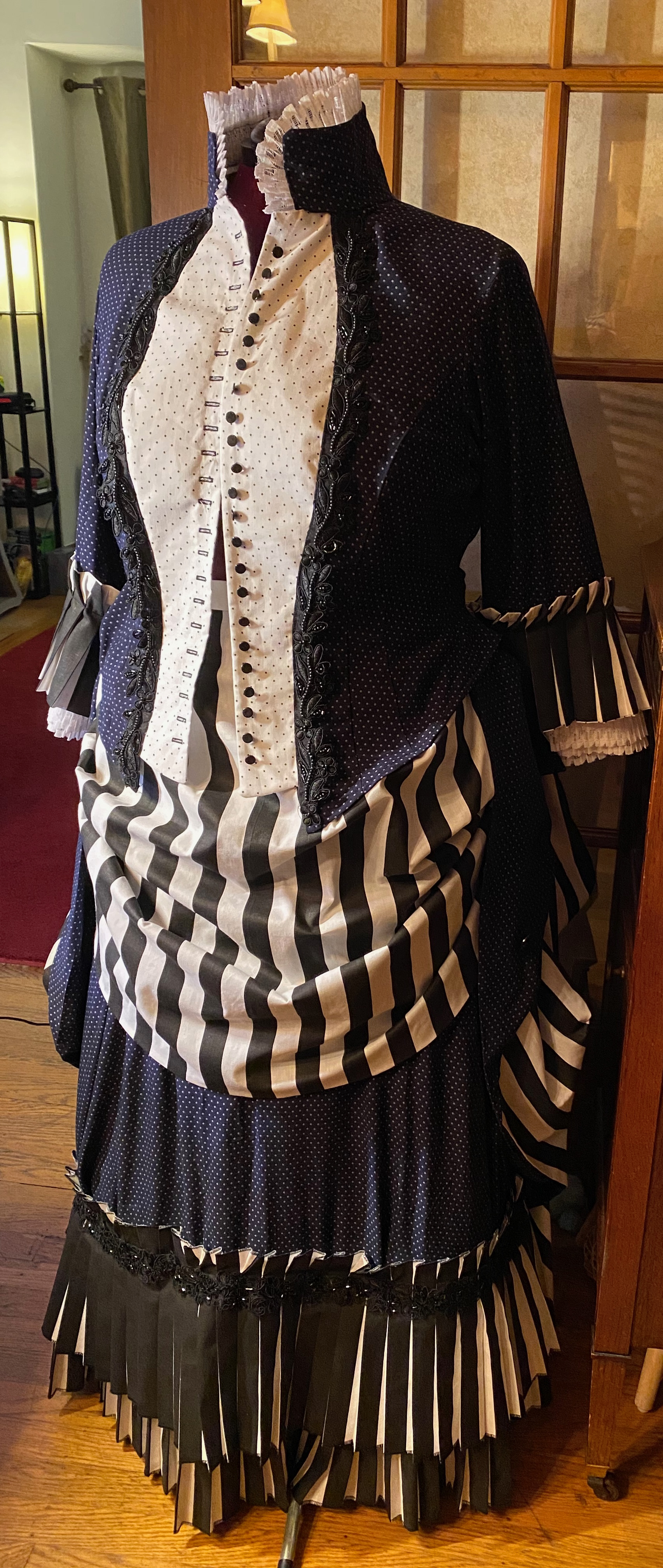 1800 Walking Dress