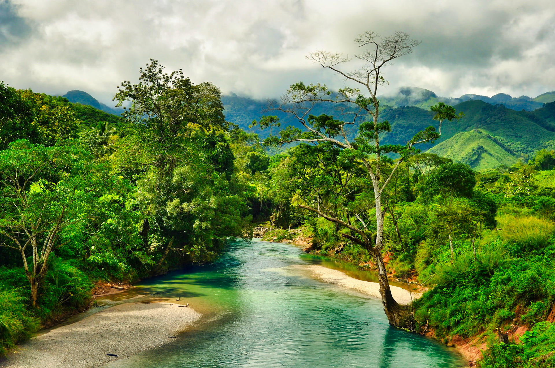 Rivière dans l'État du Chiapas au Mexique