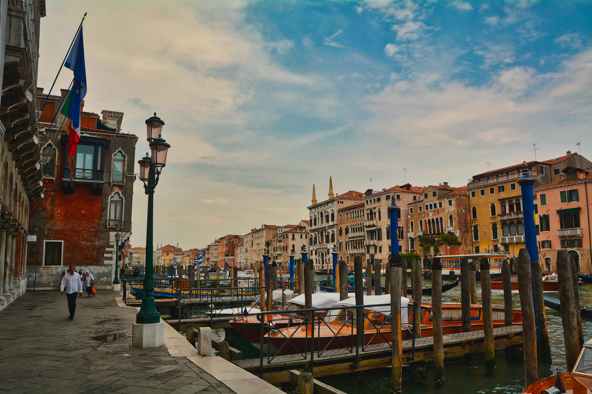Le long du Grand Canal de Venise, Italie