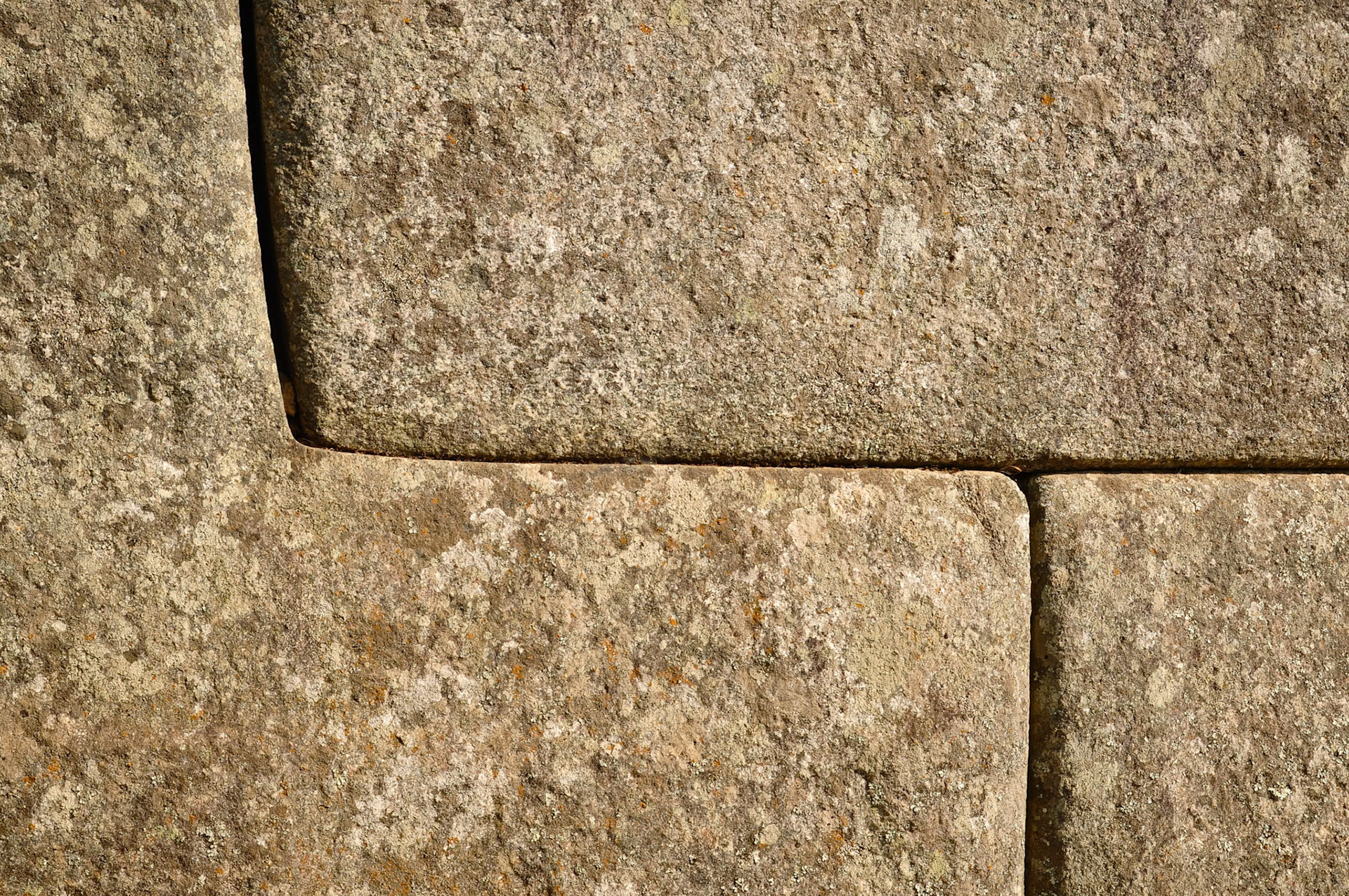 Mur inca dans la cité de Machu Picchu, Pérou
