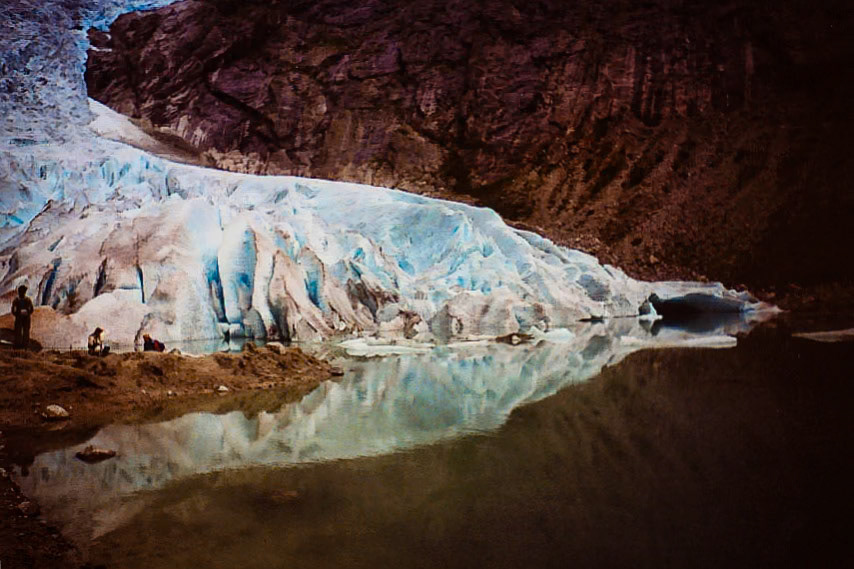 Briksdalsbreen, bras du glacier de Jostedal, Norvège