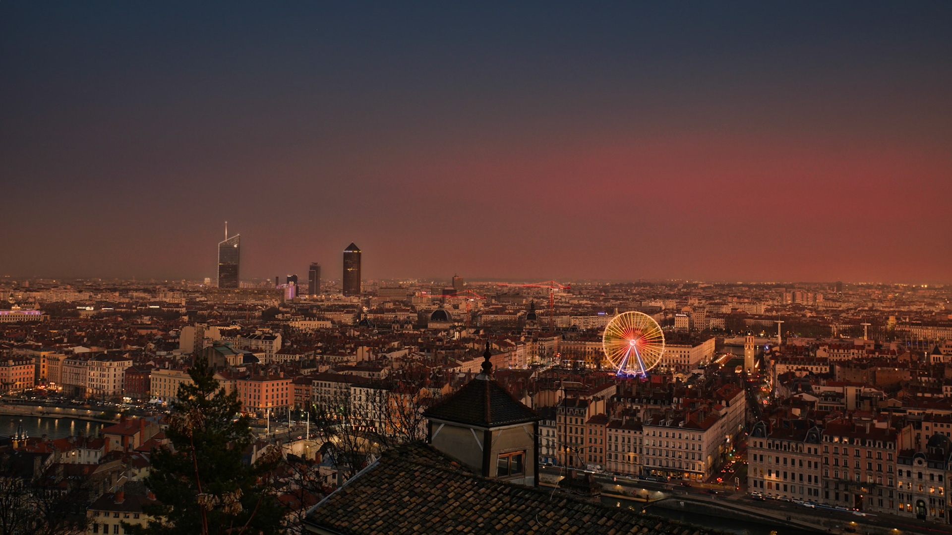 Crépuscule sur Lyon depuis la Fourvière, Rhône, France