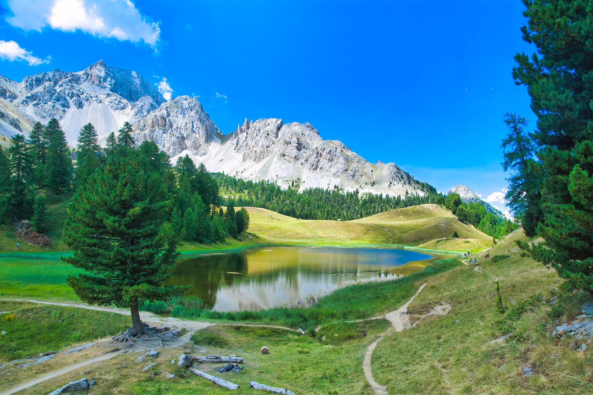 Lac Miroir, Parc Naturel Régional du Queyras en France © Jonathan Guyot