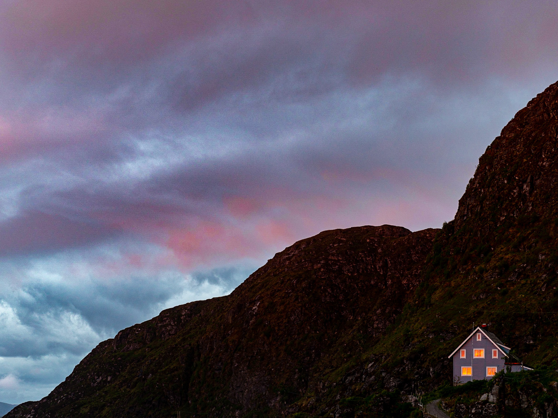 House in sunset at Runde