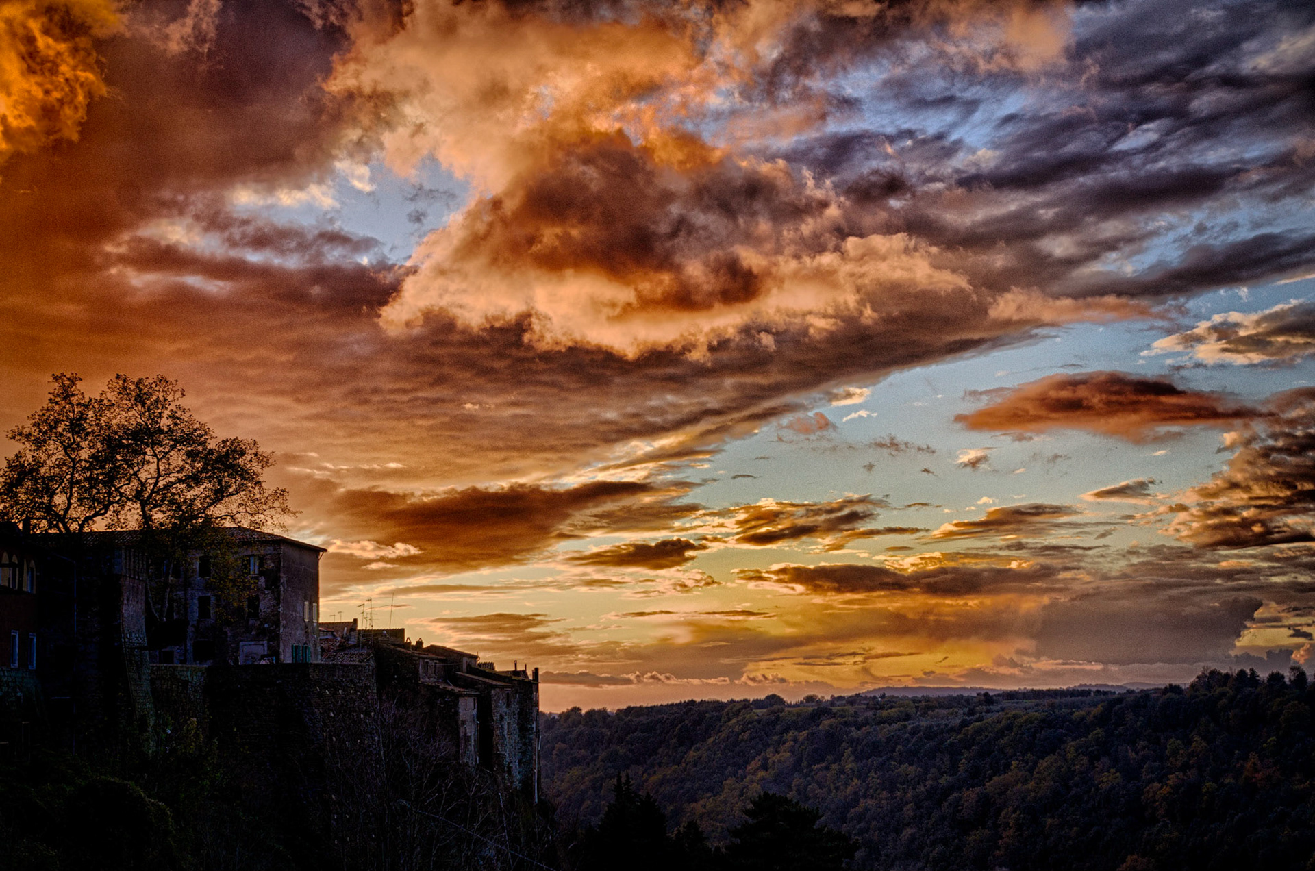 Pitigliano in sunset III