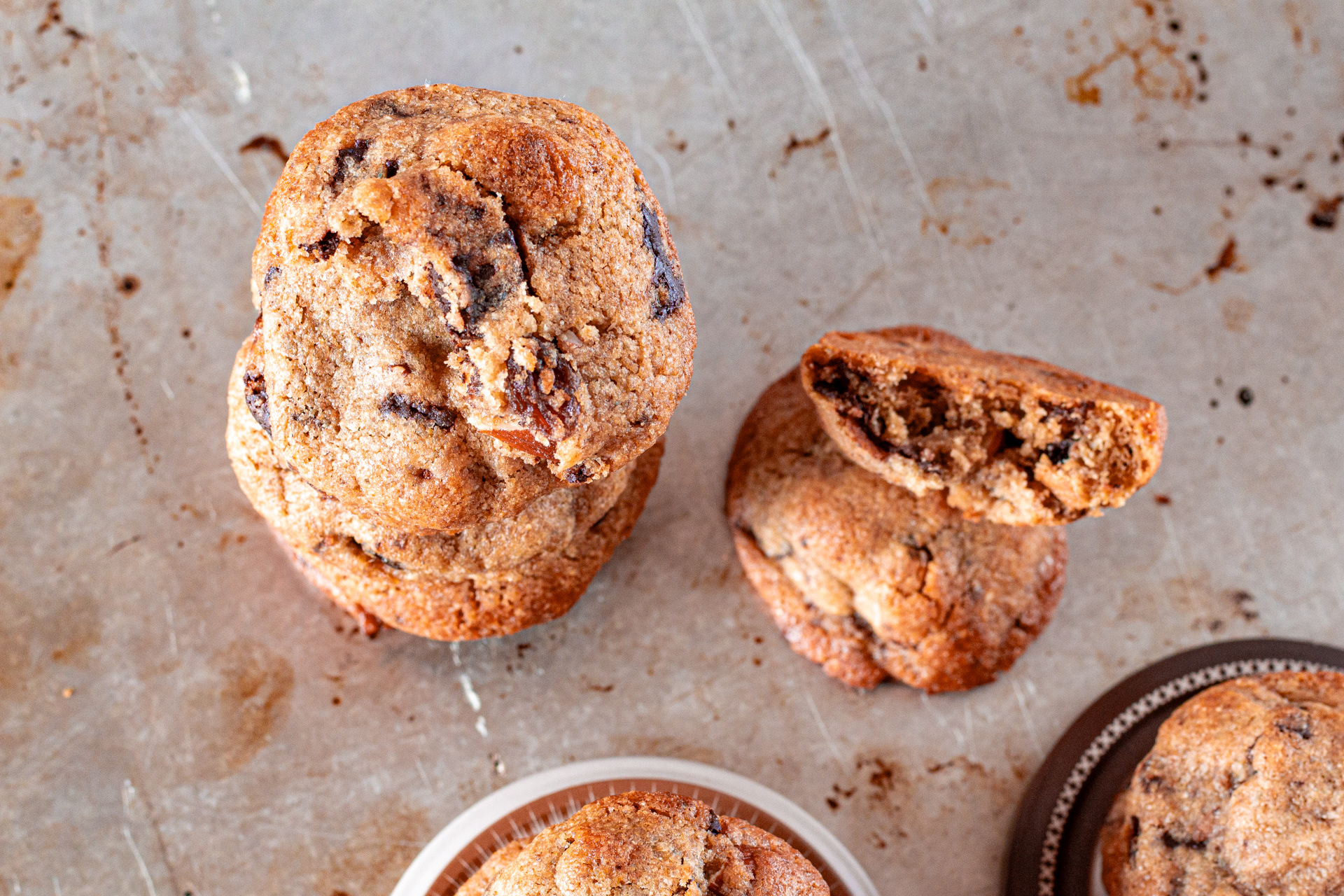 Chocolate chip raisin almond cookies