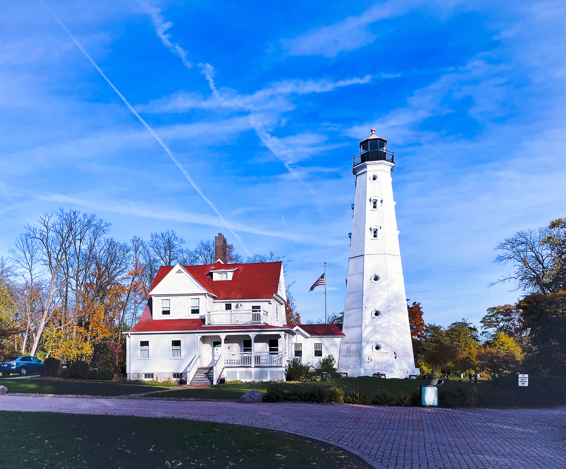 North Point Lighthouse in Autumn_Milwaukee, WI_2024