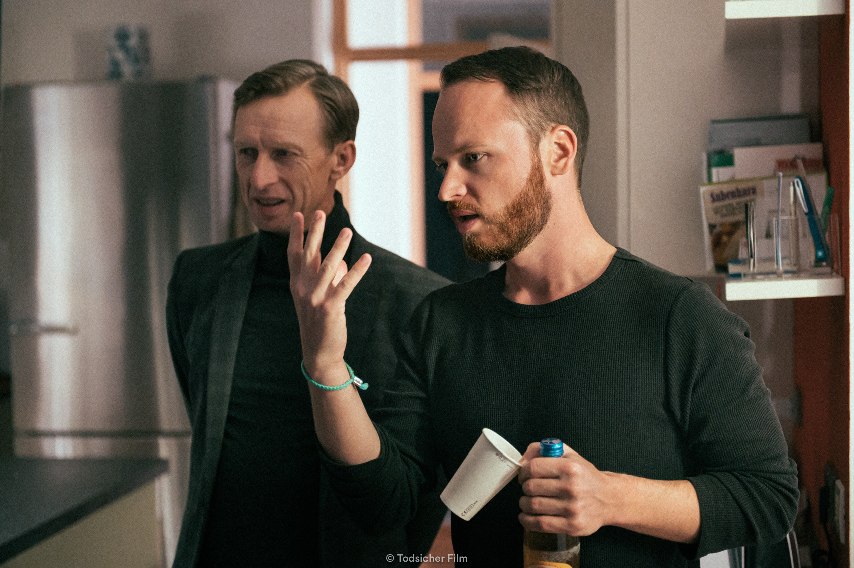 Schauspieler Thorsten Krohn und Regisseur Lorenz Wetscher am Set