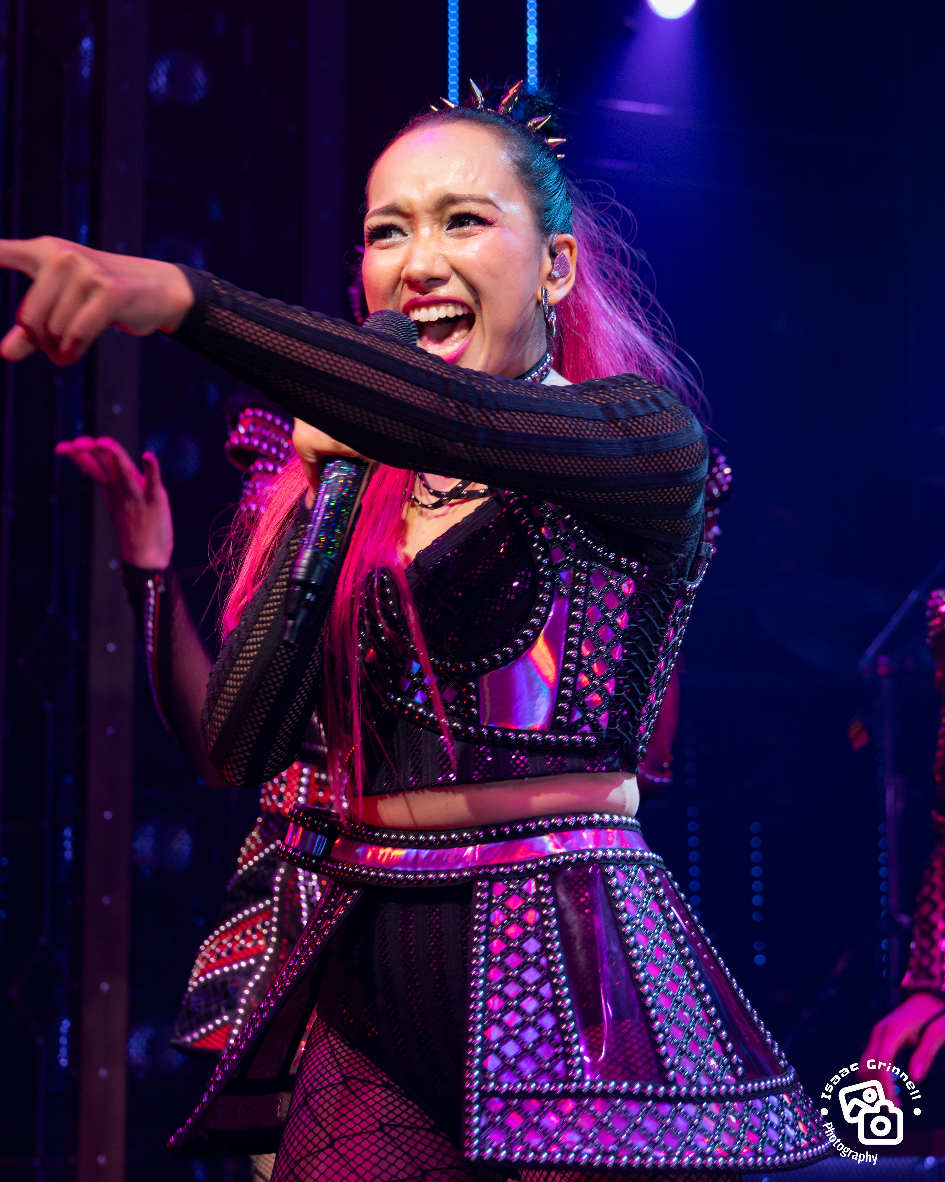 Erika Toyohara as Howard