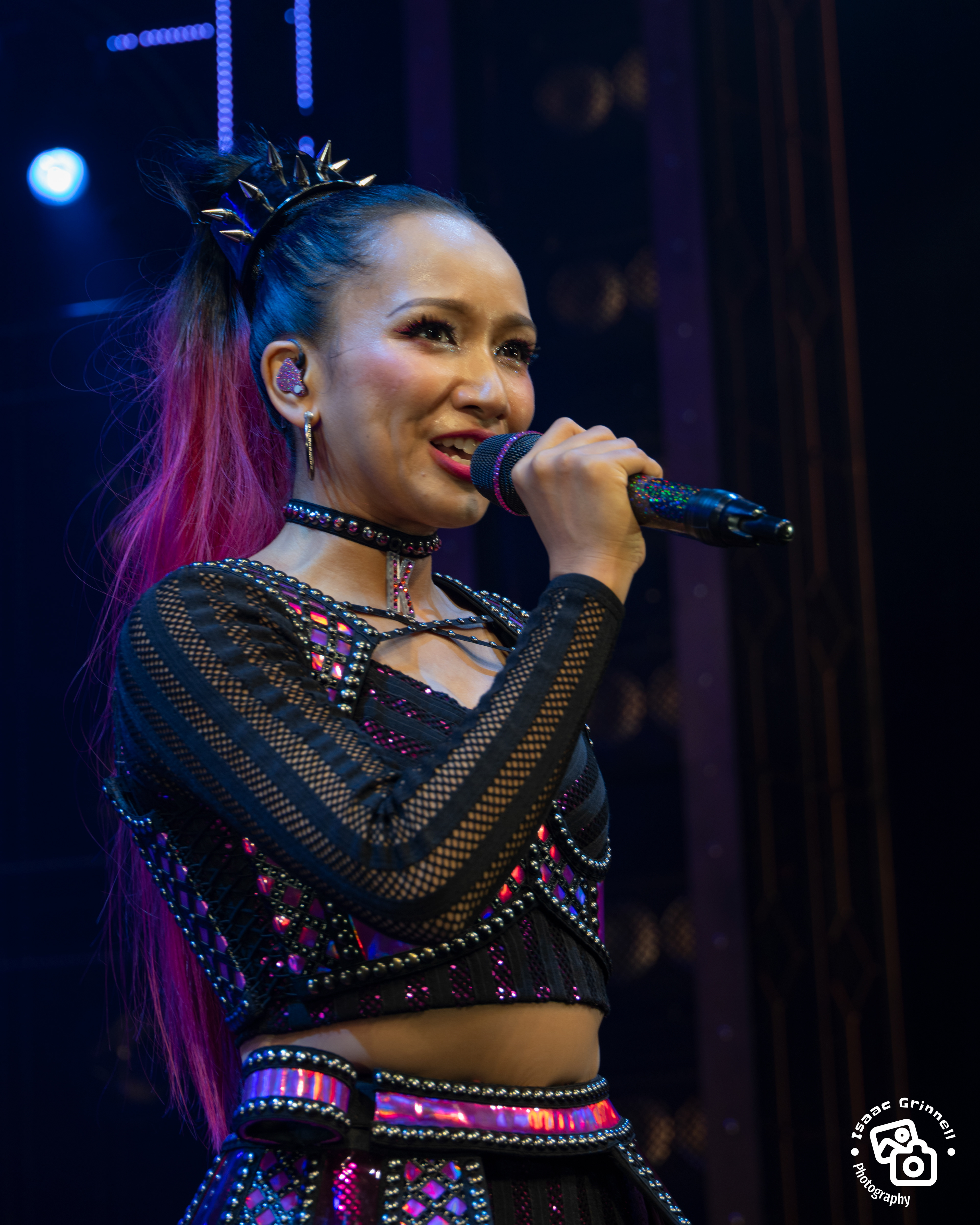 Erika Toyohara as Howard