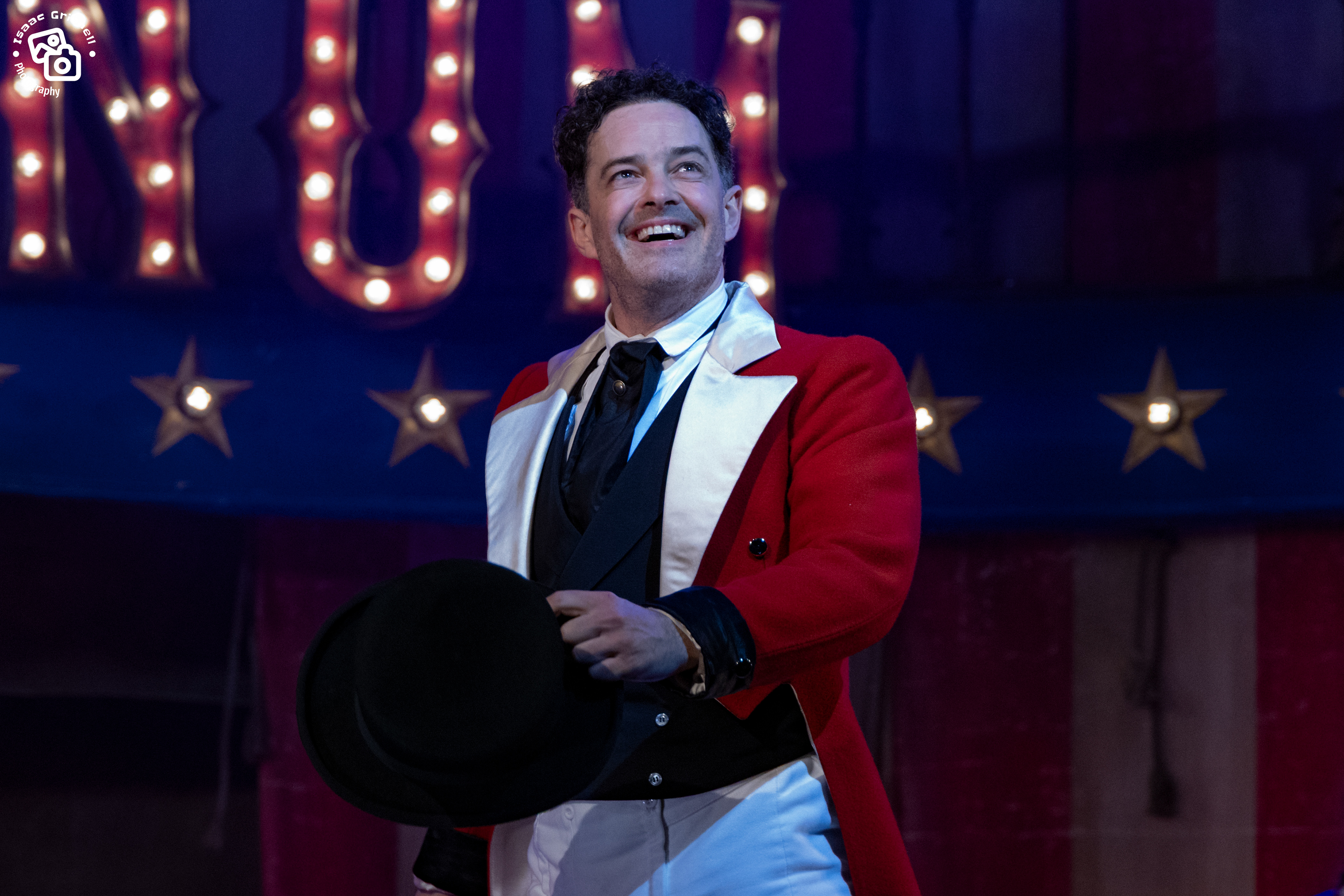 Lee Mead as PT. Barnum