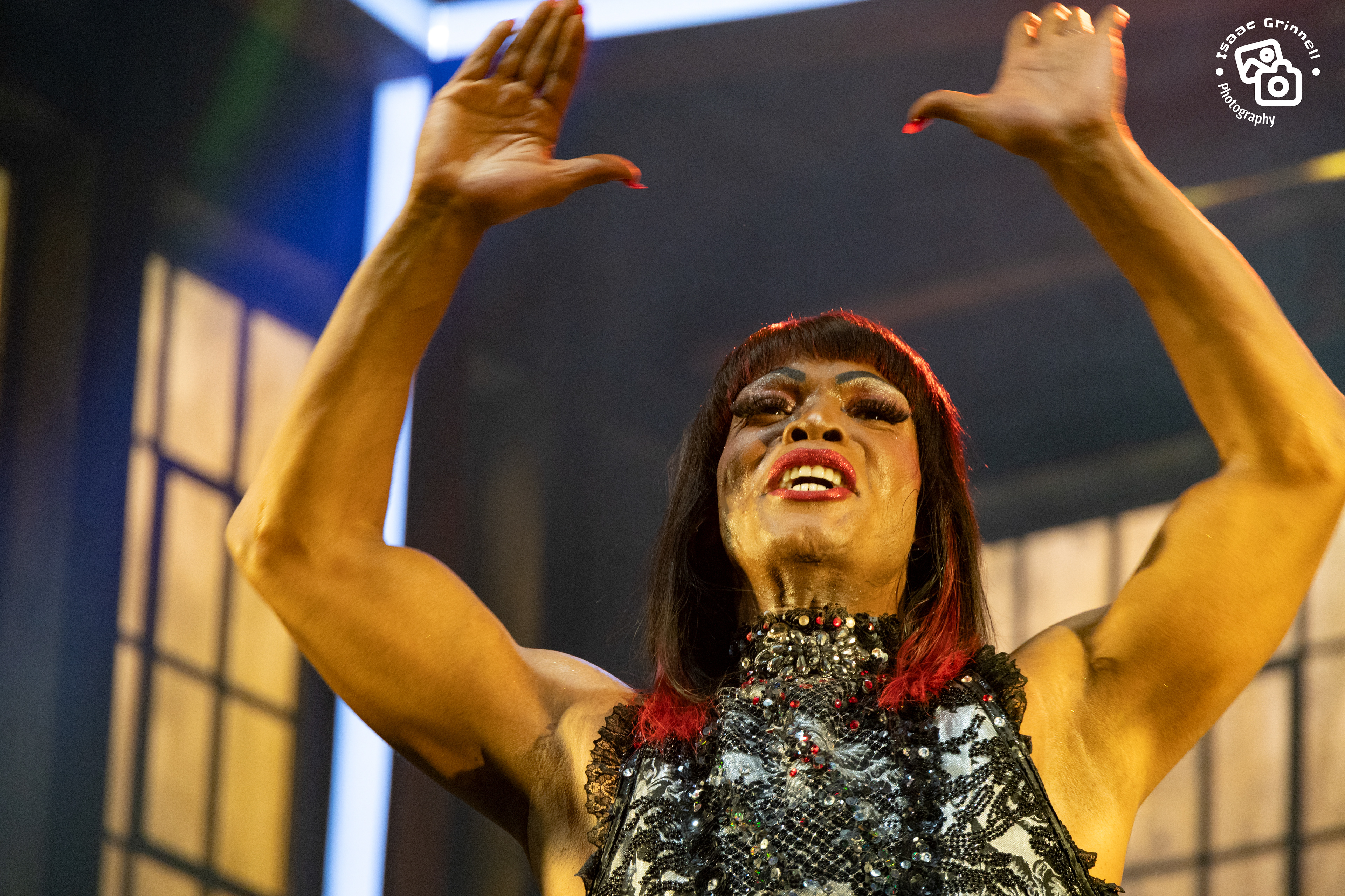Johannes Radebe as Lola