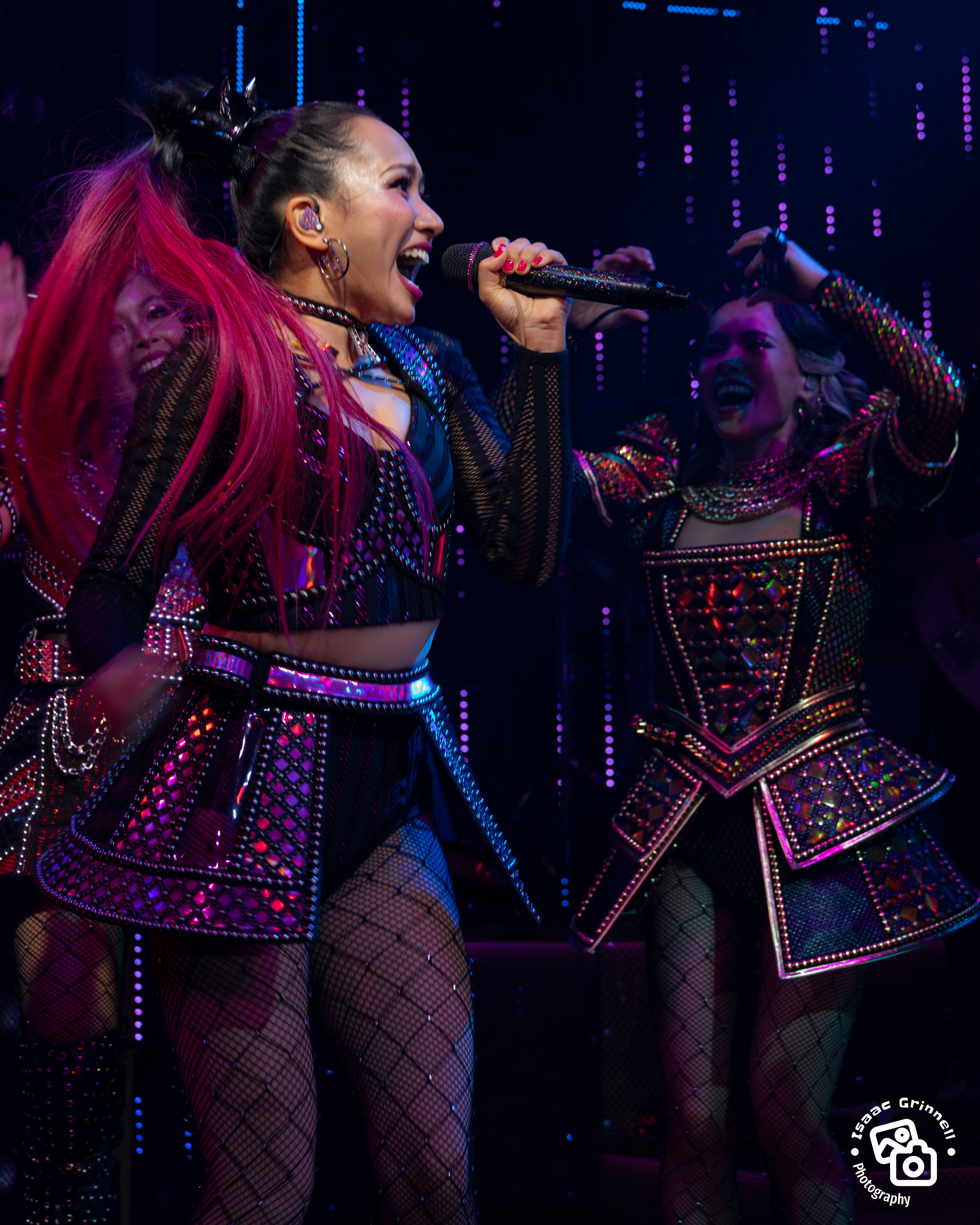 Erika Toyohara as Howard