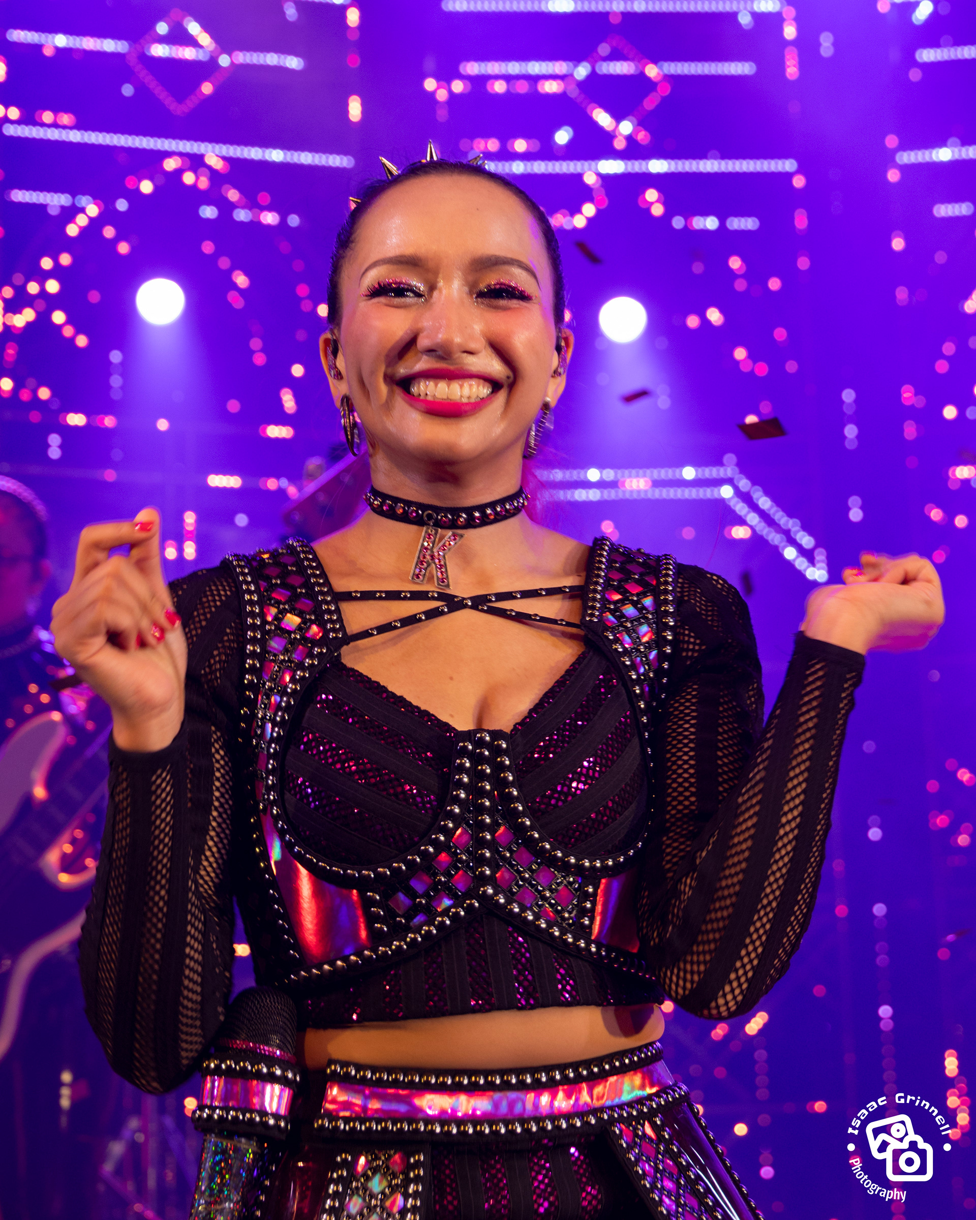 Erika Toyohara as Howard