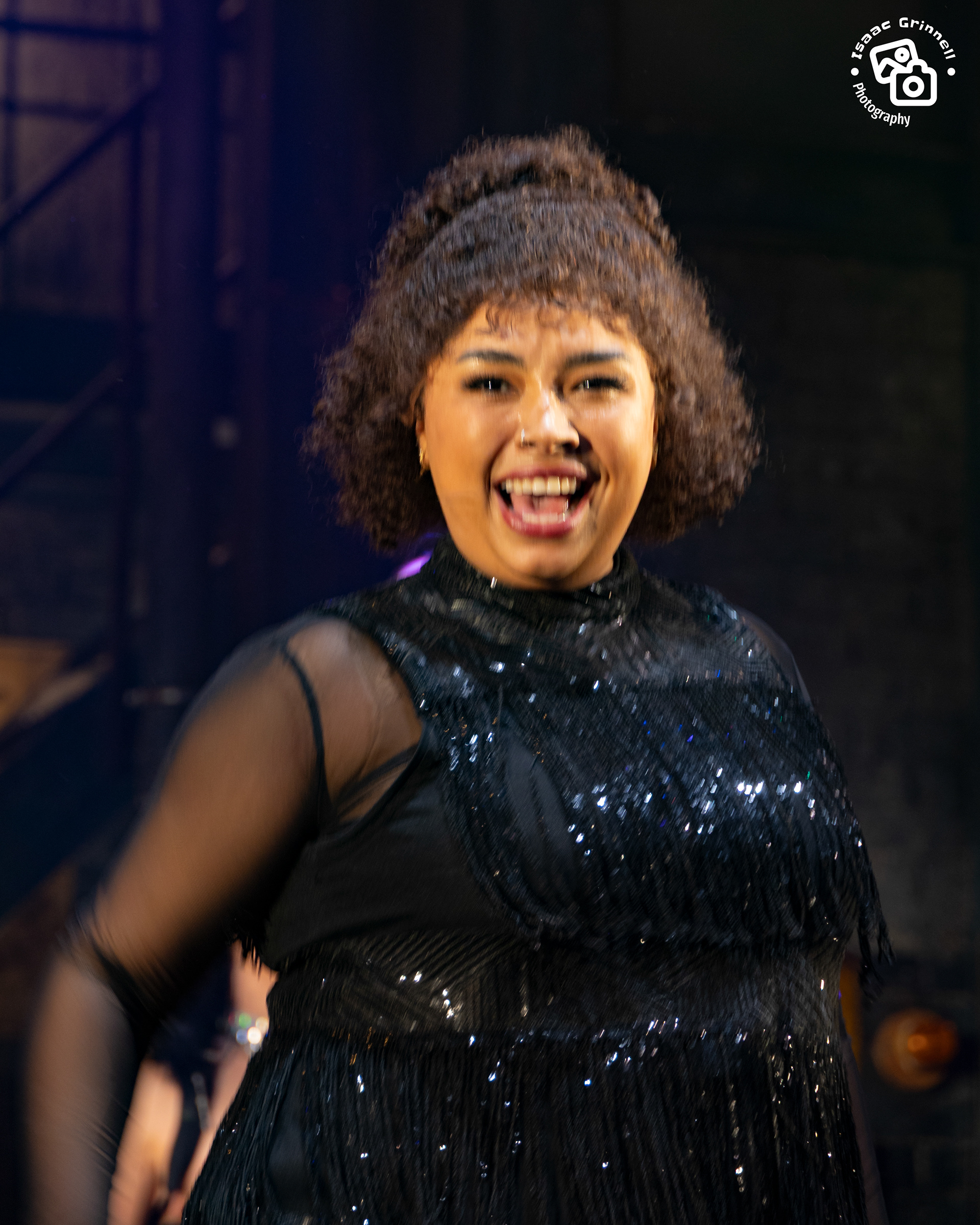 Courtney Bowman as Lauren
