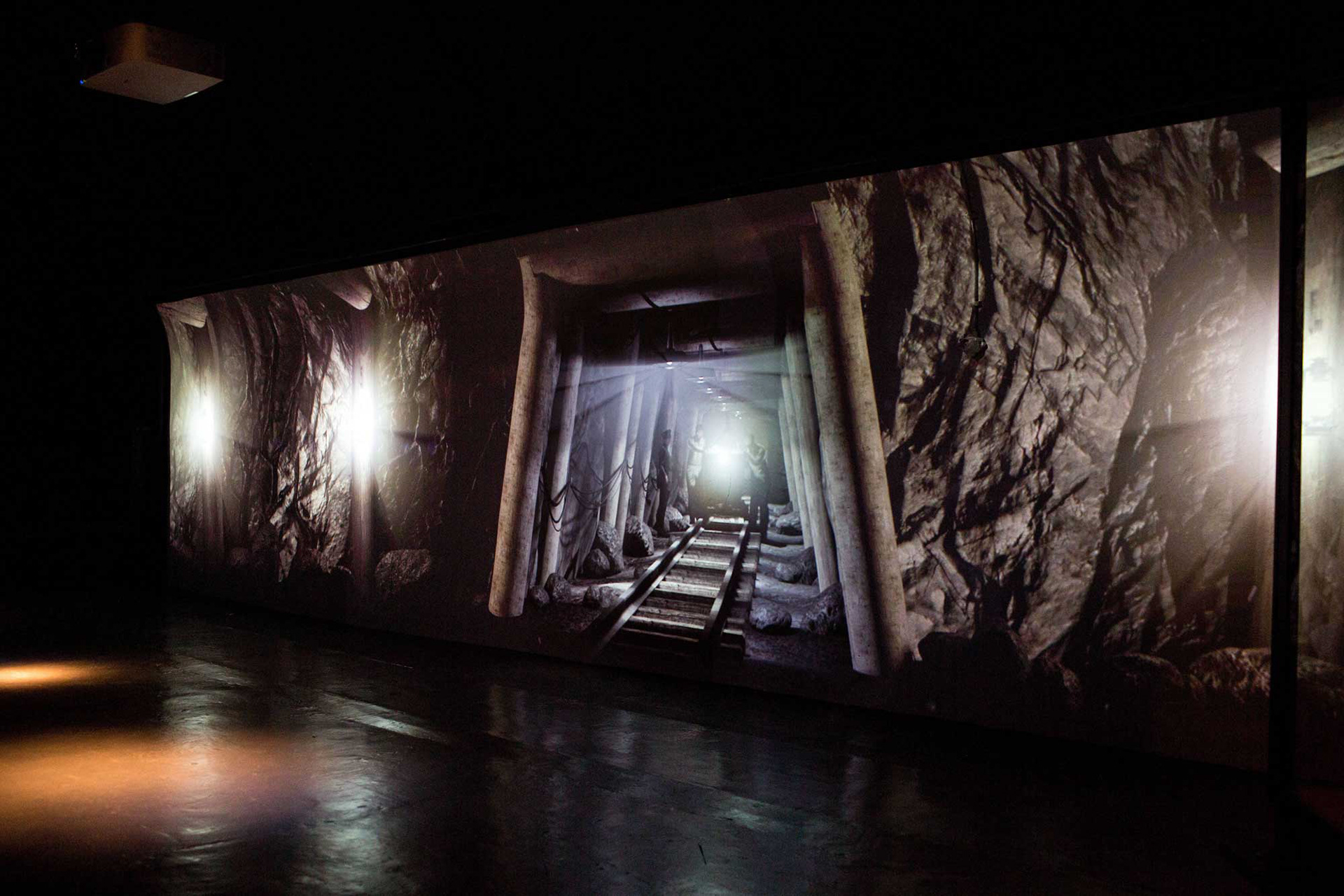 War tunnels - 3D projection