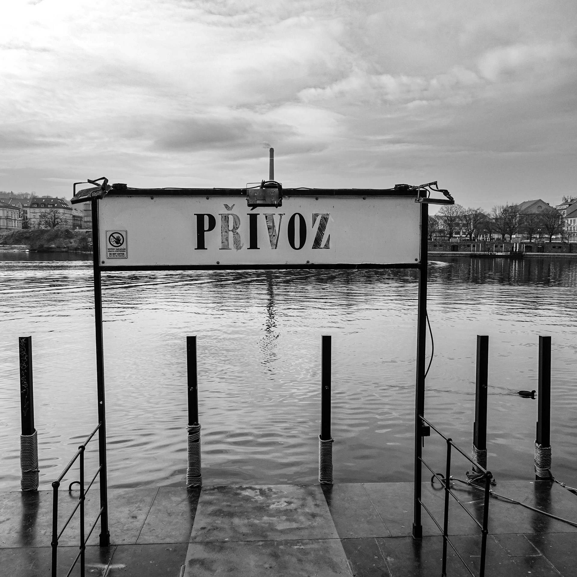 Náplavka, Praha