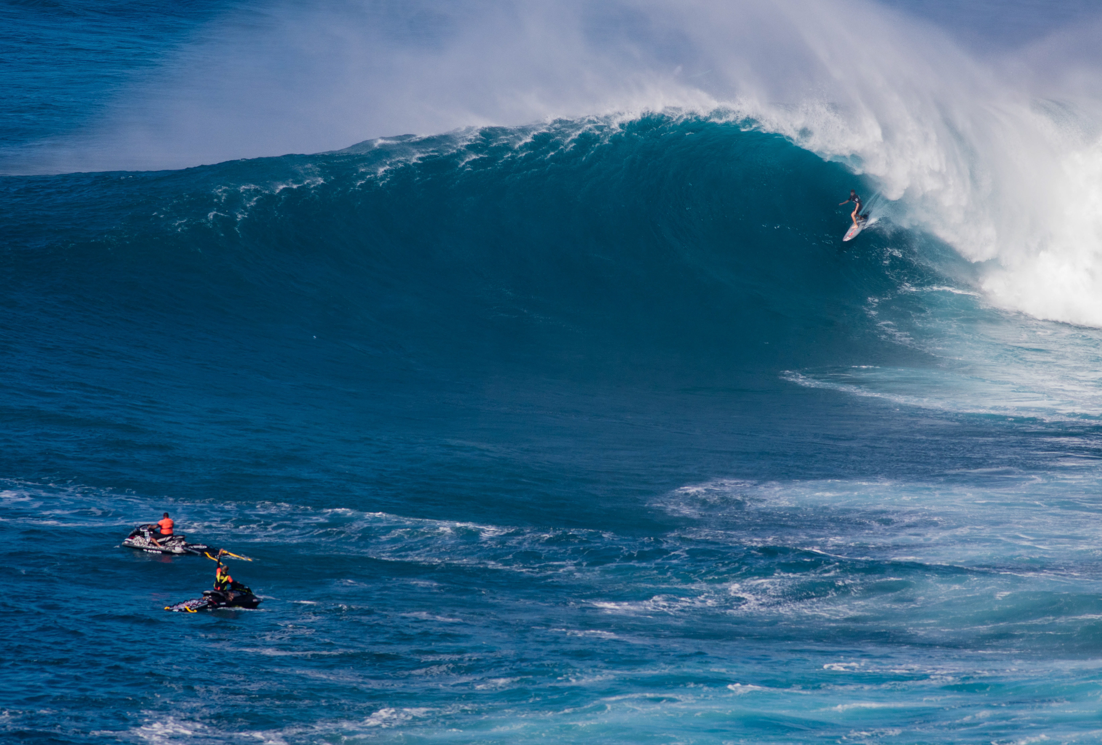 Big wave surfing, Jaws, Maui, Hawaii
