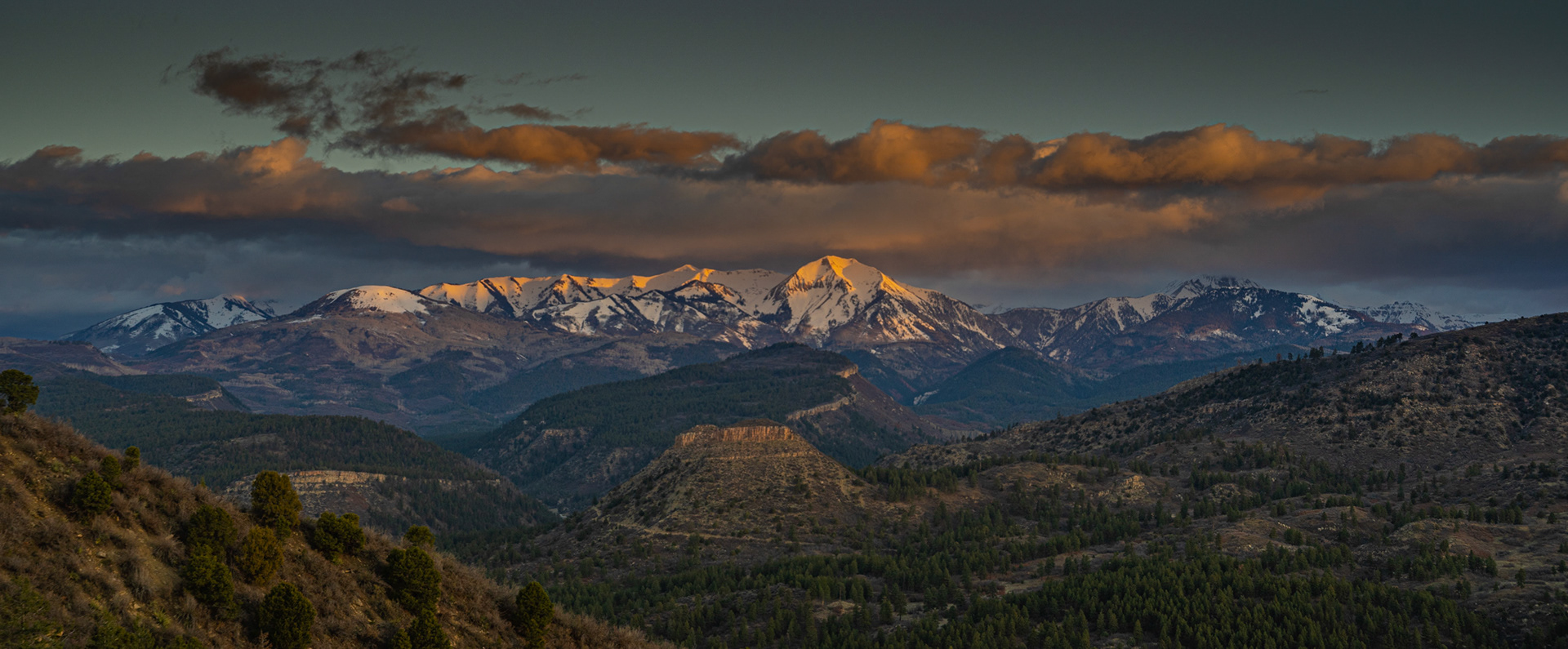 Sunrise on the La Platas with Twin Buttes in the background