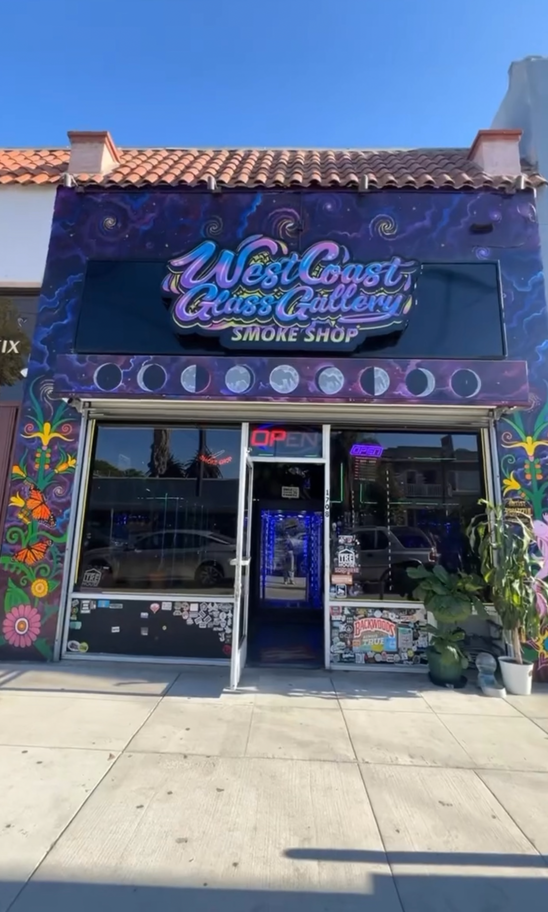 WestCoast Glass Gallery in Long Beach, CA featuring LIVINELAY Logo and Branding