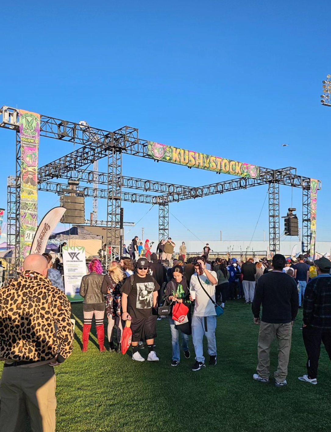 Official Stage Banners