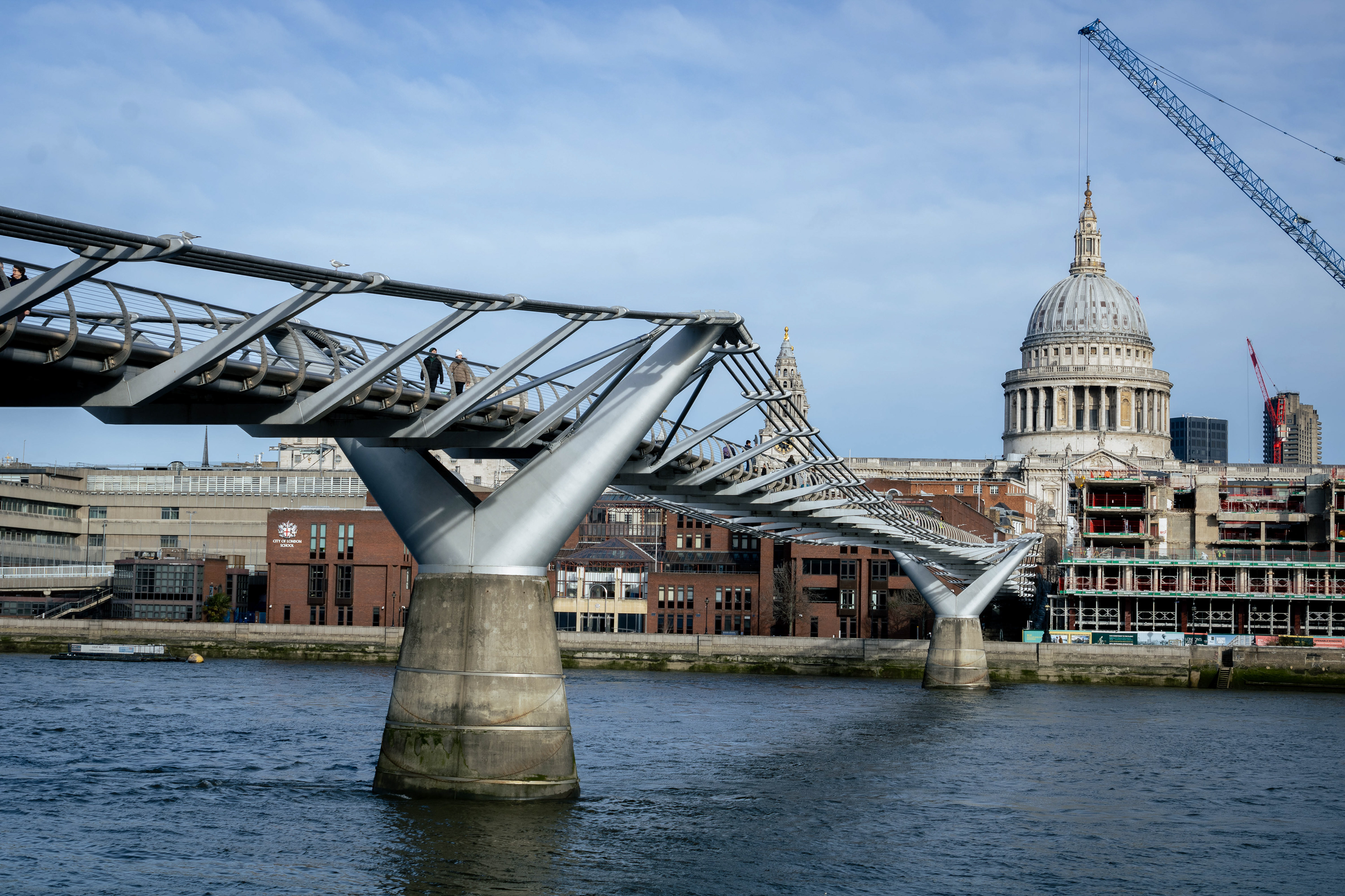 Millenium Bridge. 2023